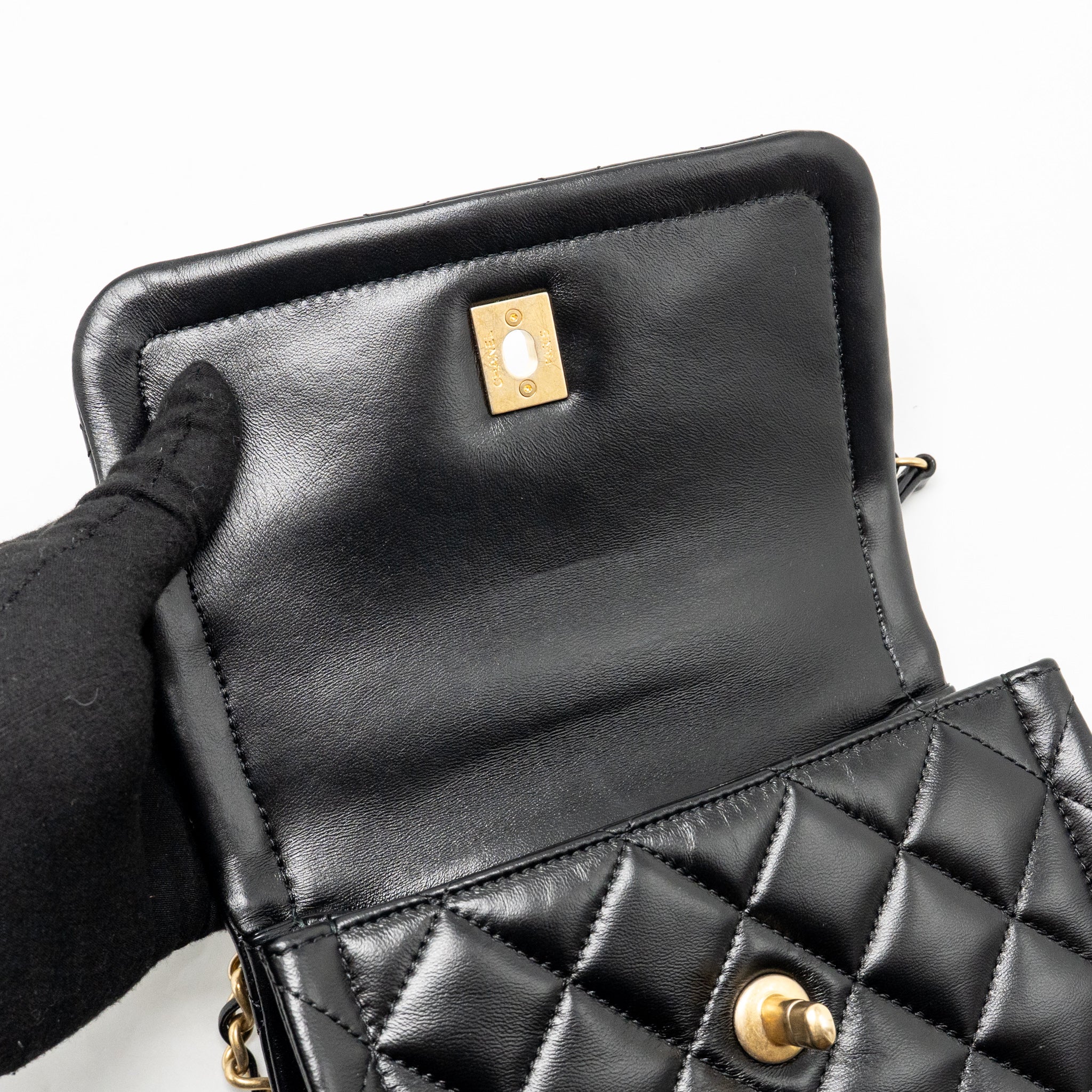 Chanel Quilted square flap bag lambskin black GHW - Image 15