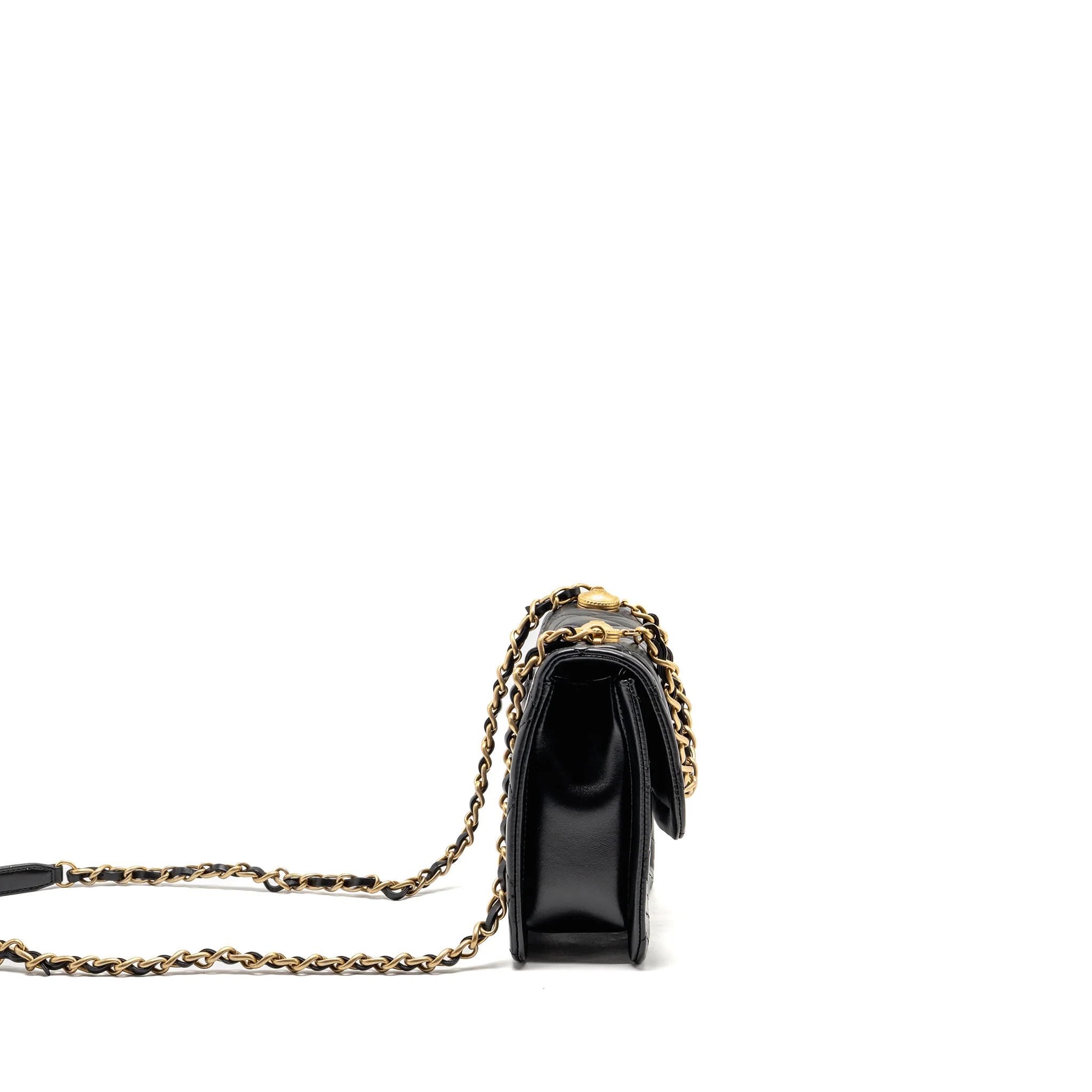 Chanel Quilted square flap bag lambskin black GHW - Image 3