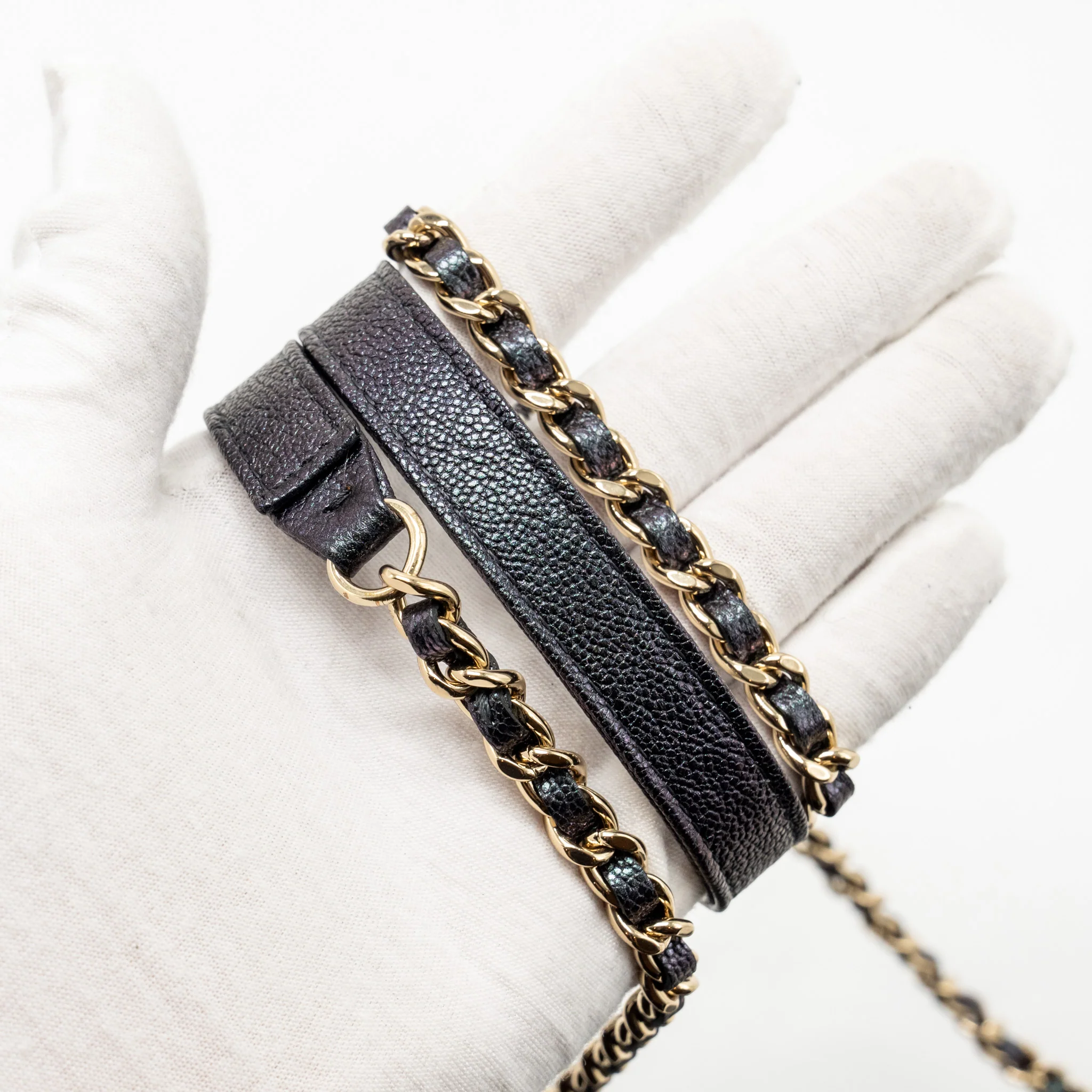 Chanel Quilted square wallet with Chain caviar iridescent black LGHW - Image 20