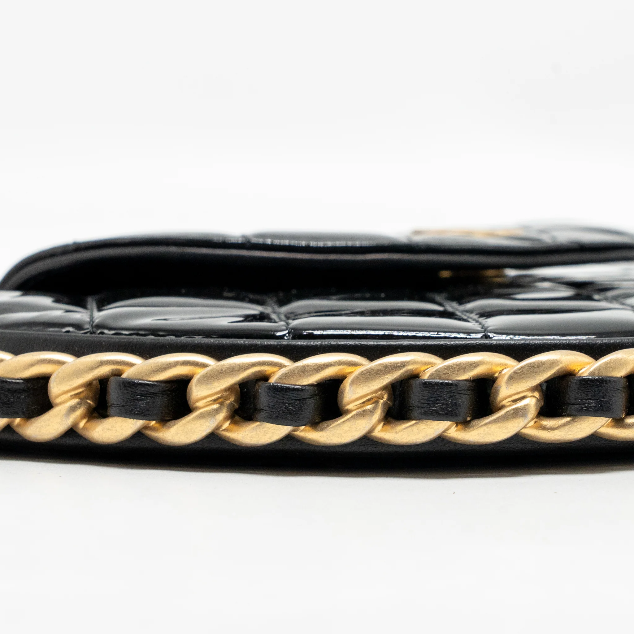 Chanel Round Clutch patent leather black GHW (microchip) - Image 7