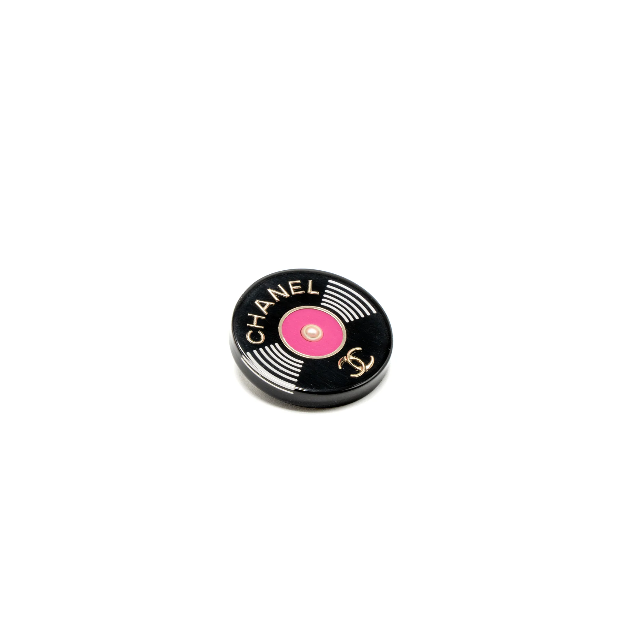 Chanel Round Letter/CC Logo Brooch Multicolour Light Gold Tone - Image 4
