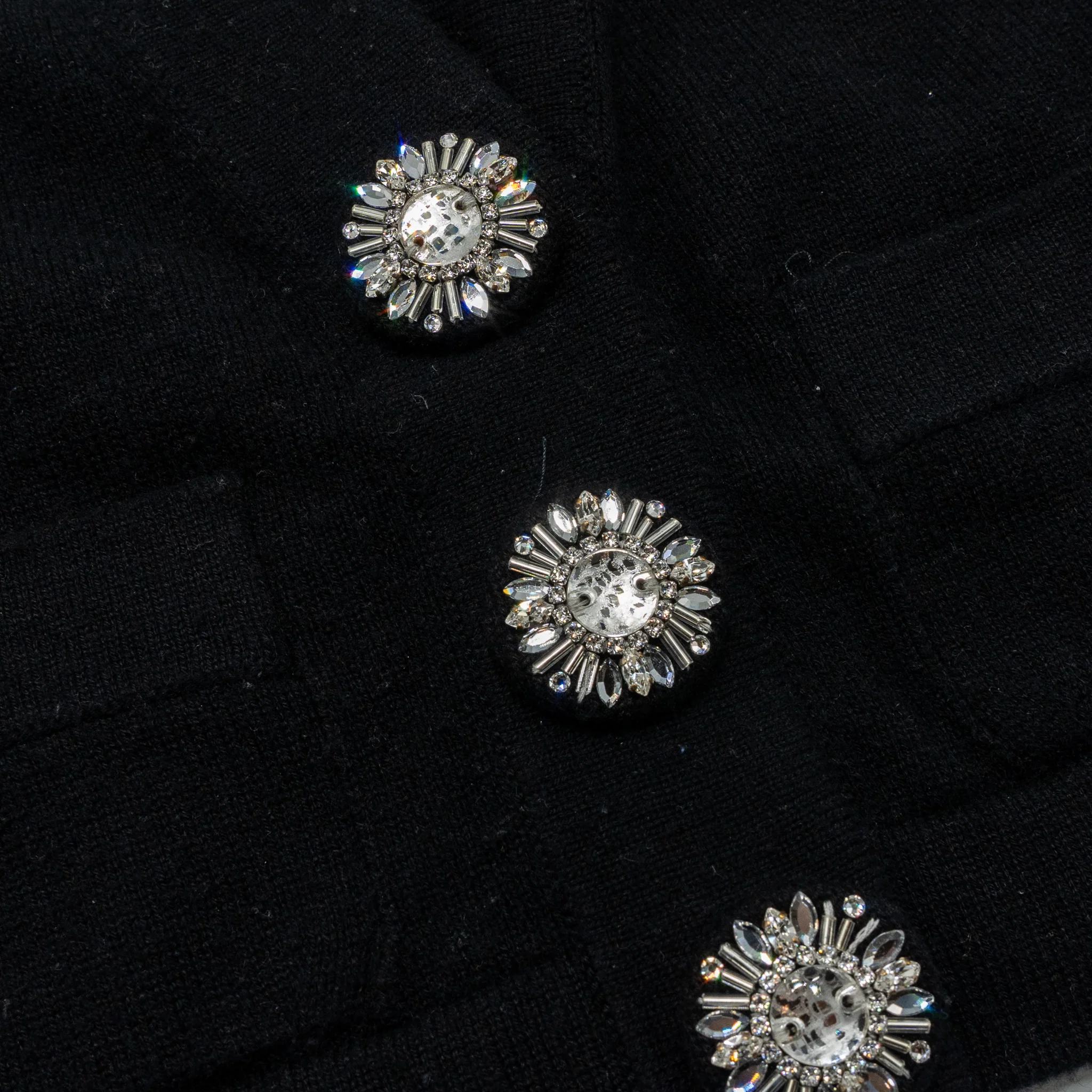 Chanel Size 34 22A Cardigan Cashmere Black - Image 4