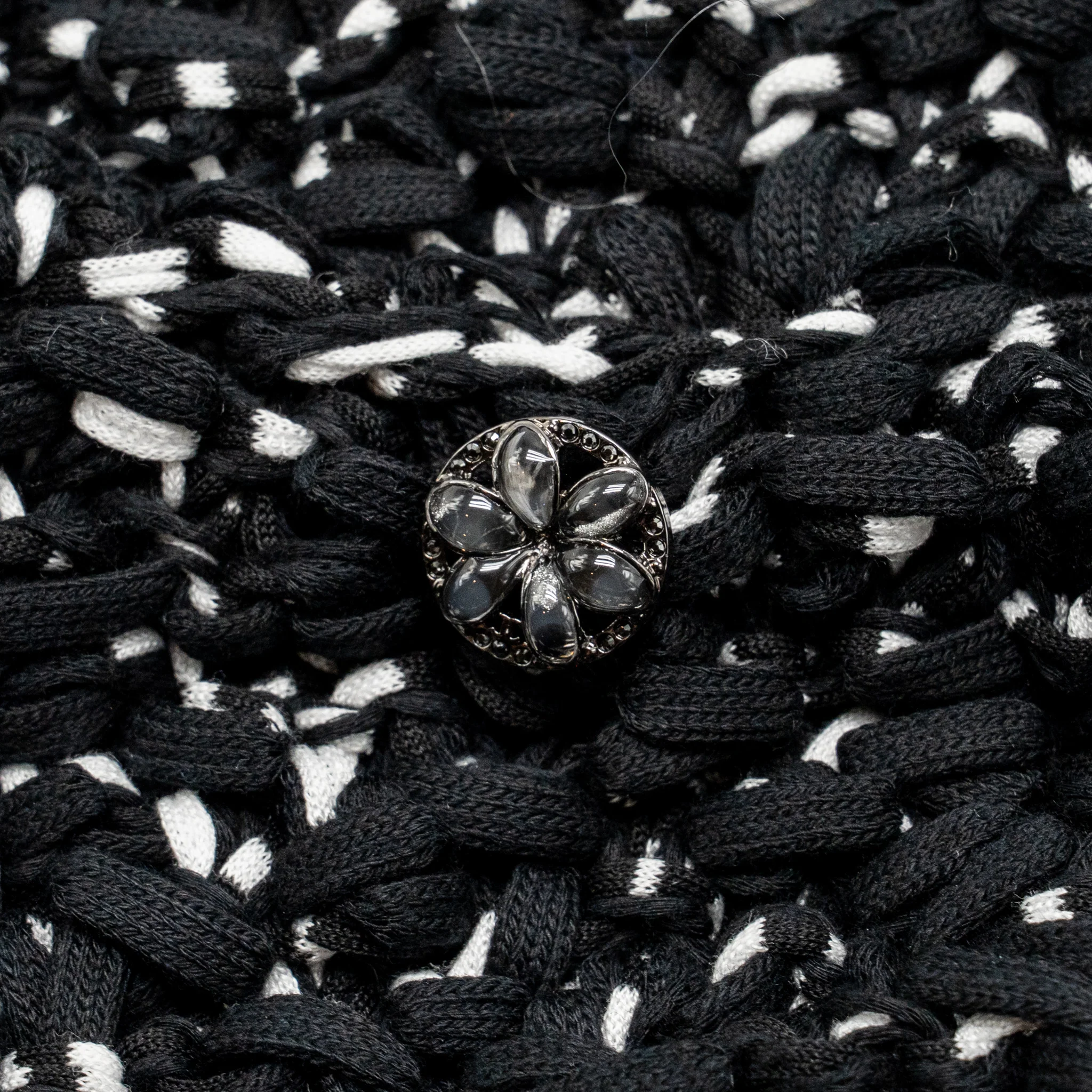 Chanel Size 34 Crystal Detailed Tweed Jacket Cotton Black/White - Image 5