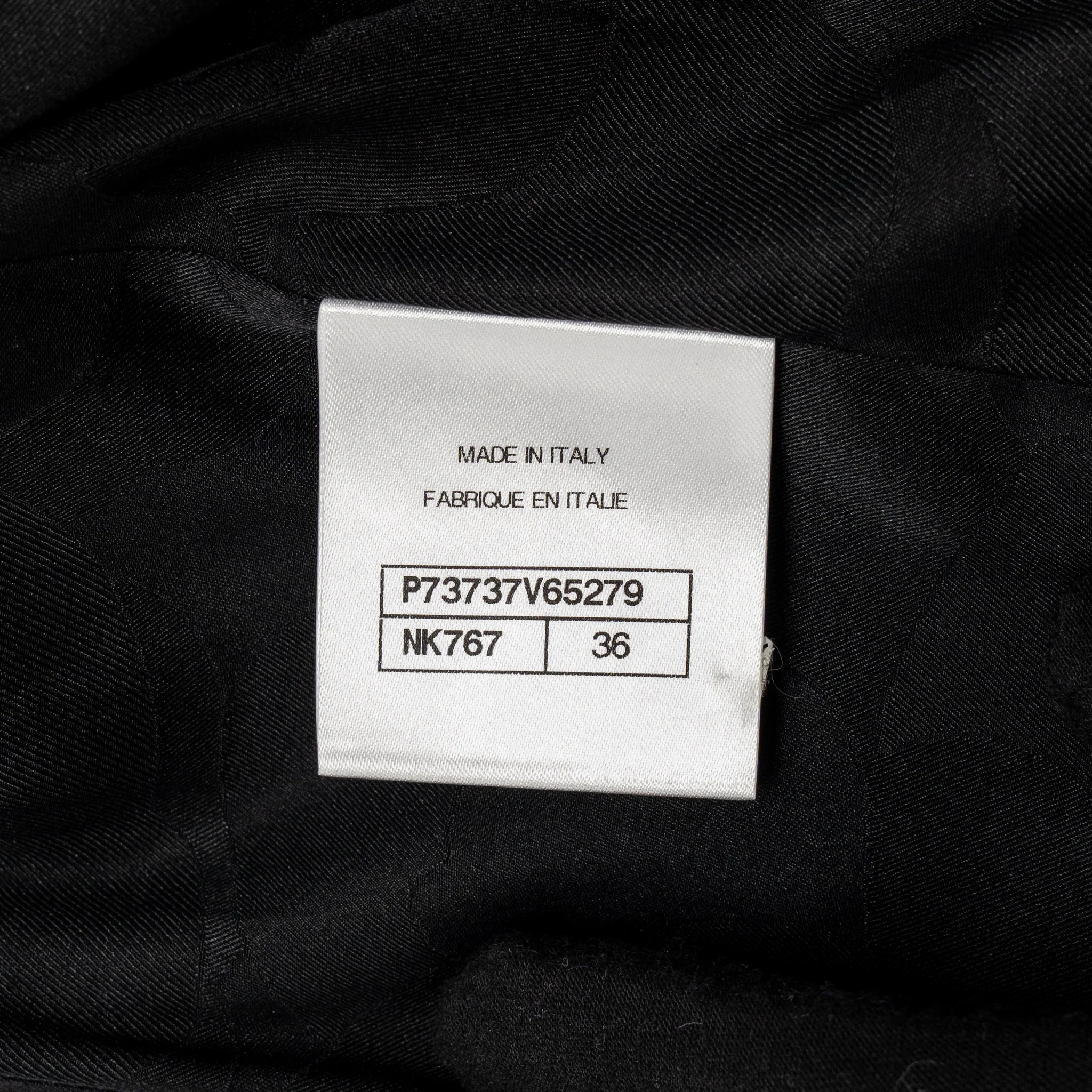 Chanel Size 36 22K CC Button Top Wool/Polyamide Metallic Navy Blue/Pink - Image 7