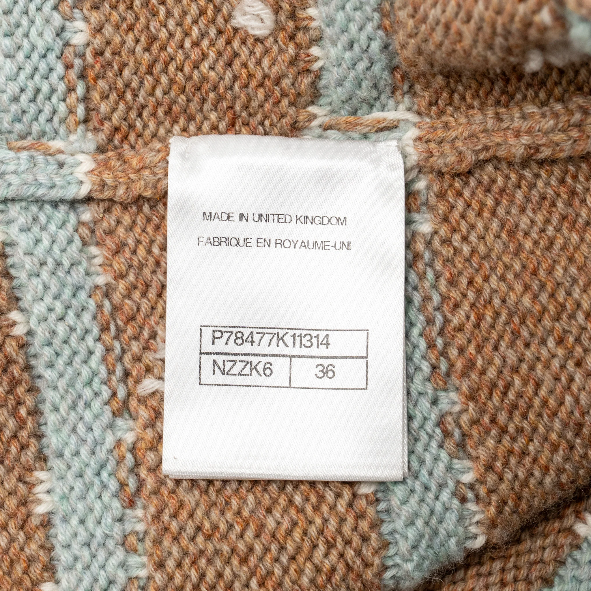 Chanel size 36 24k cashmere knit vest brown / light blue / white - Image 5