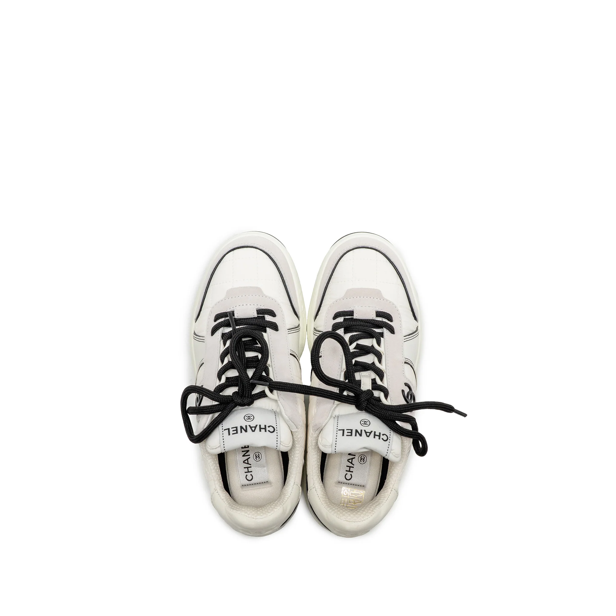 Chanel Size 36 CC Sneakers Suede/Fabric/Calfskin White/Light Grey/Black - Image 4