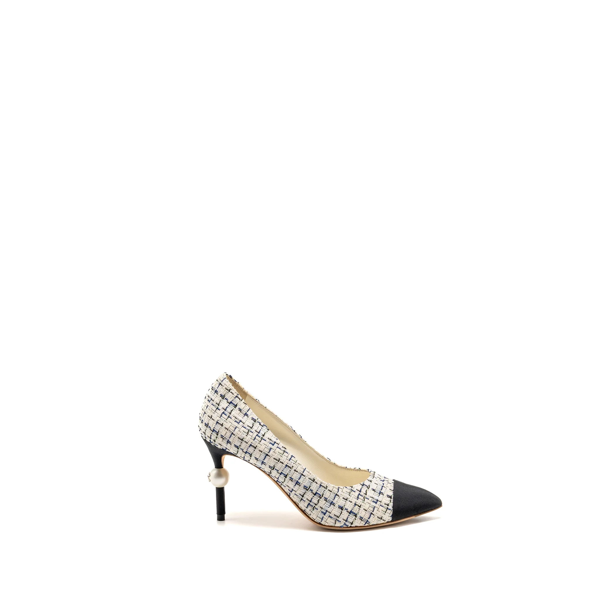 Chanel size 36 pump tweed blue / white/ black - Image 5