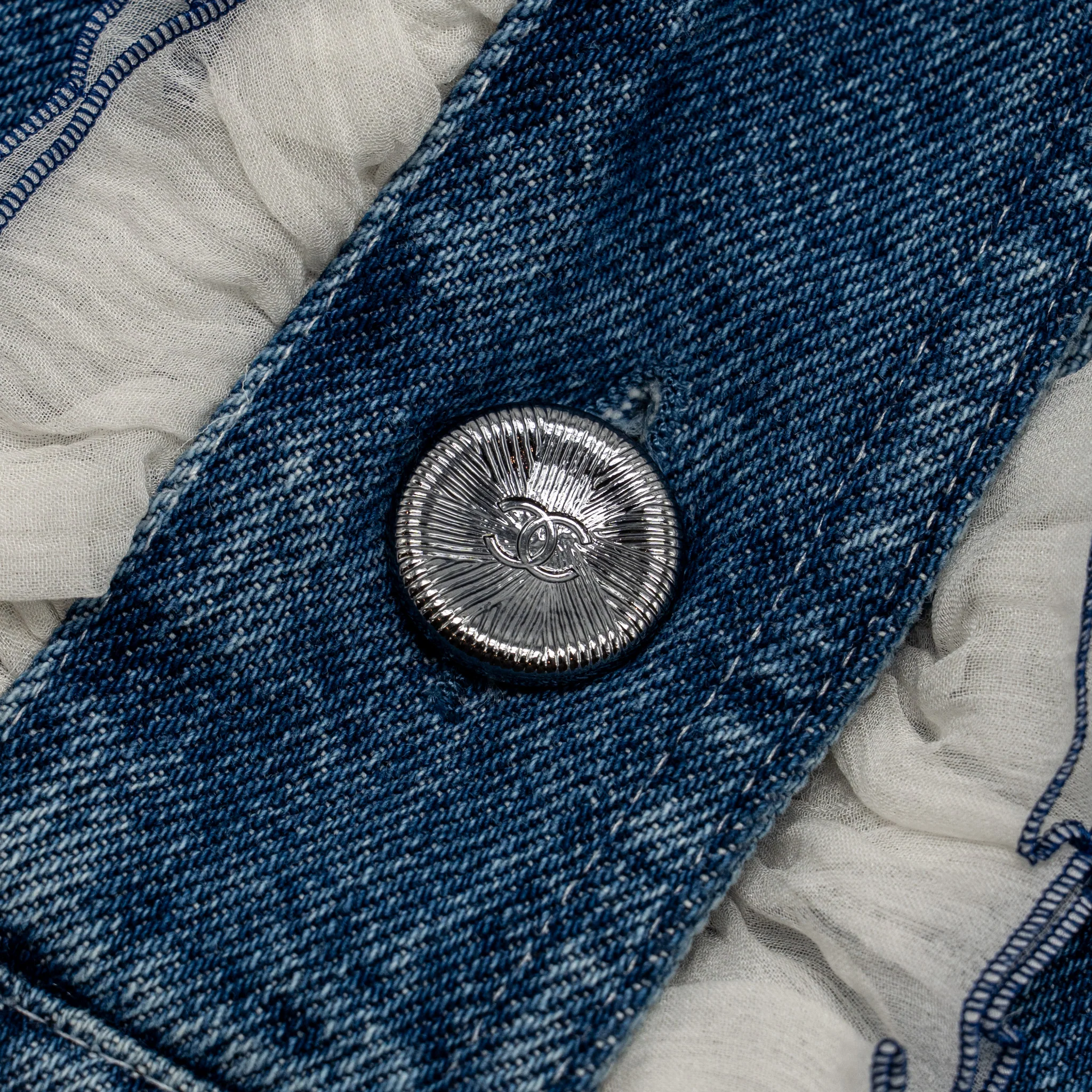 Chanel Size 38 20S Denim Jacket with Ruffles Cotton Blue Denim - Image 4