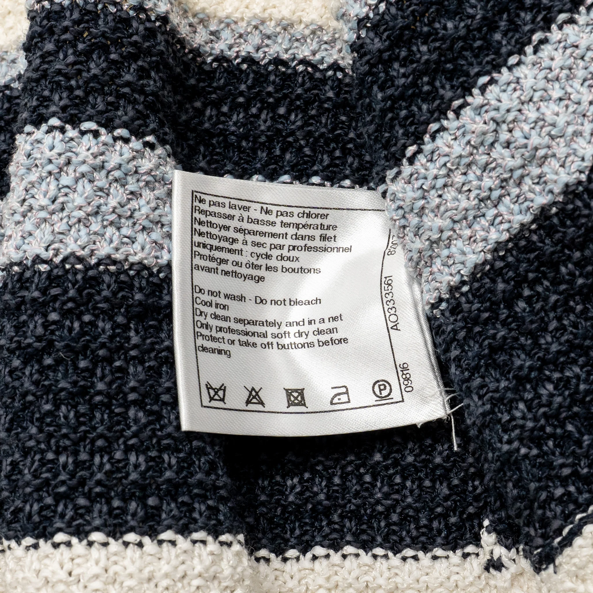 Chanel size 38 cardigan multicolor white / blue paper/ cotton/ silk - Image 7