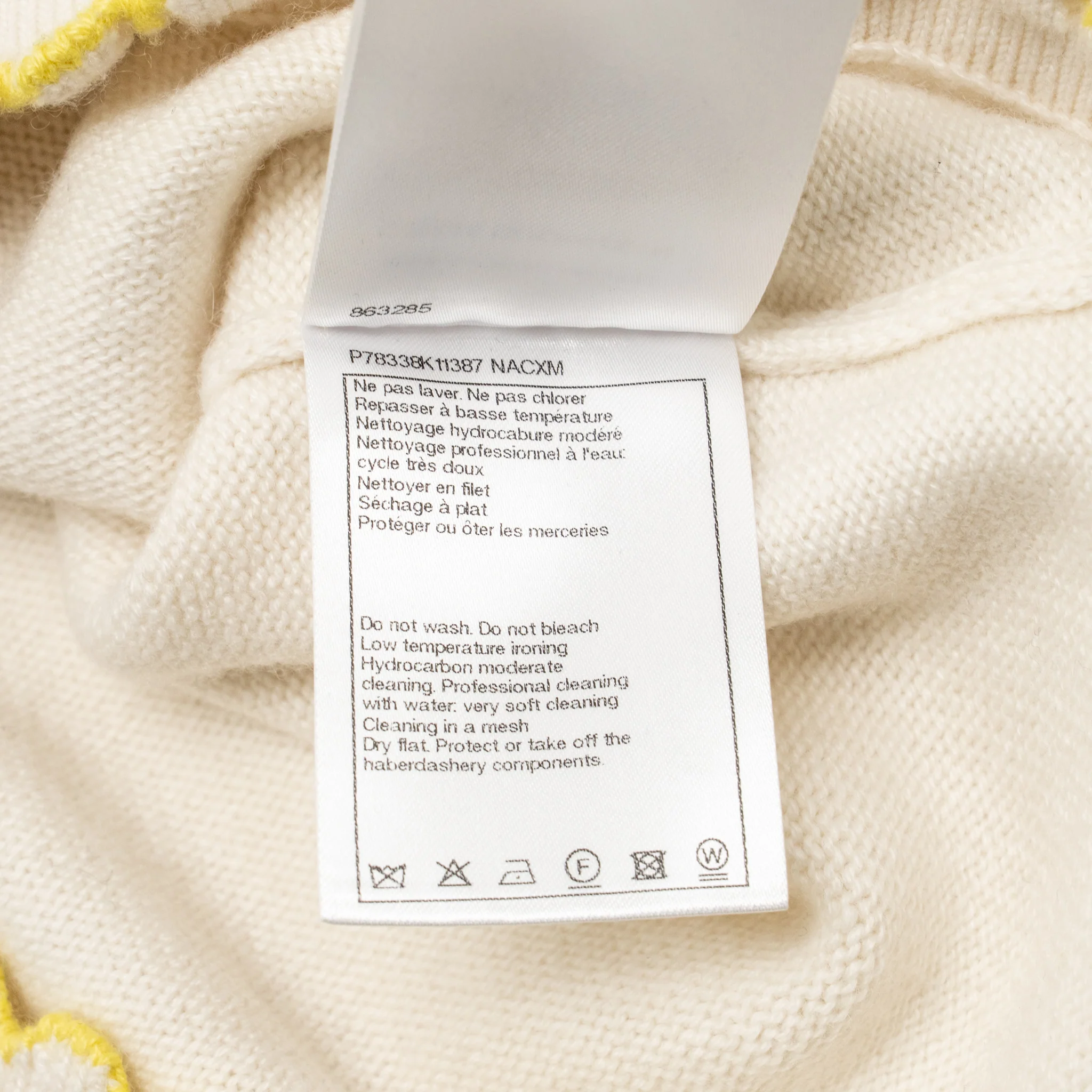 Chanel Size 38 CC Button Cardigan Cashmere Off-white/Yellow - Image 9