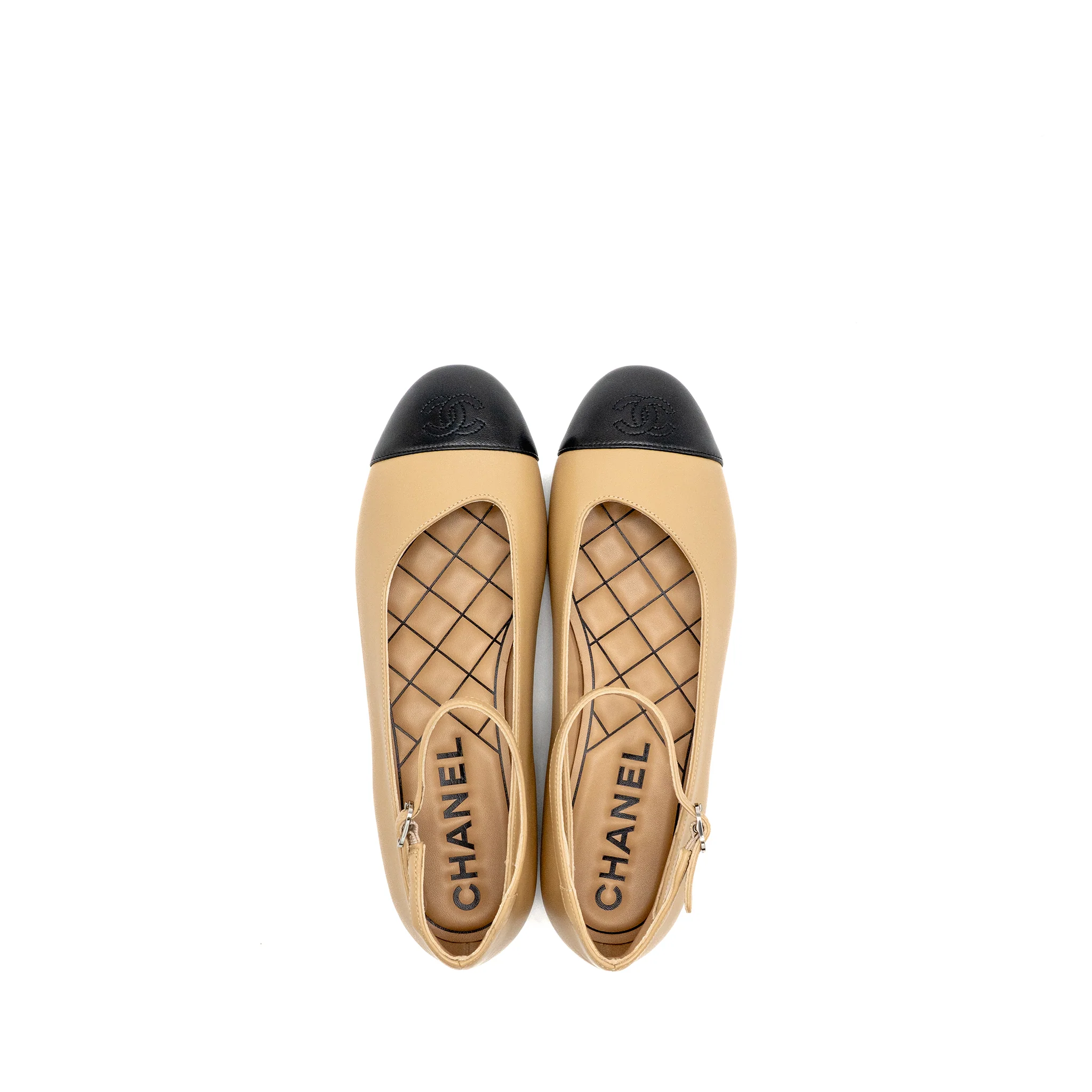 Chanel size 40 Mary Janes Ballet Flats Lambskin Beige/Black - Image 4