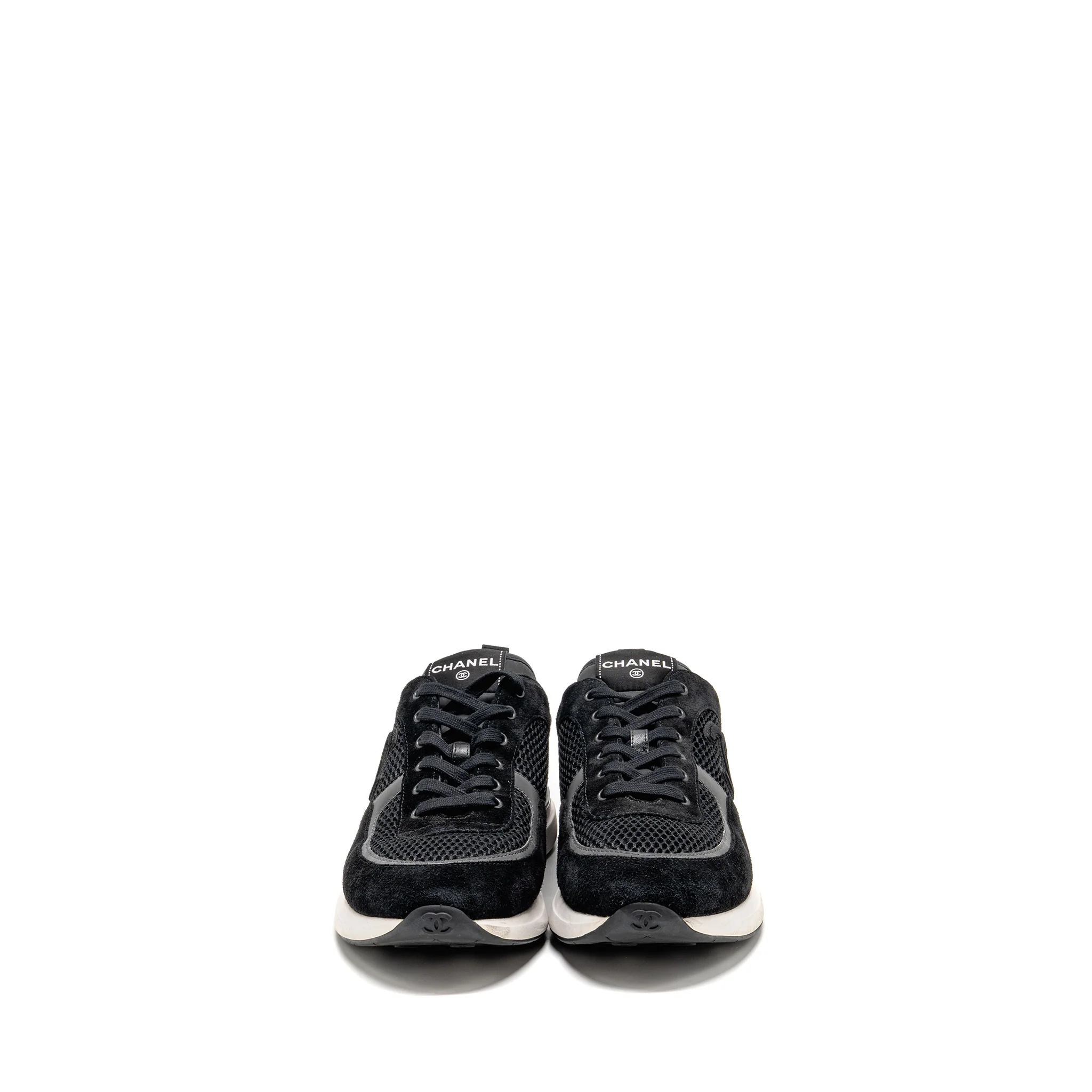 Chanel size 45 CC logo sneakers Suede / Mesh black / white - Image 2