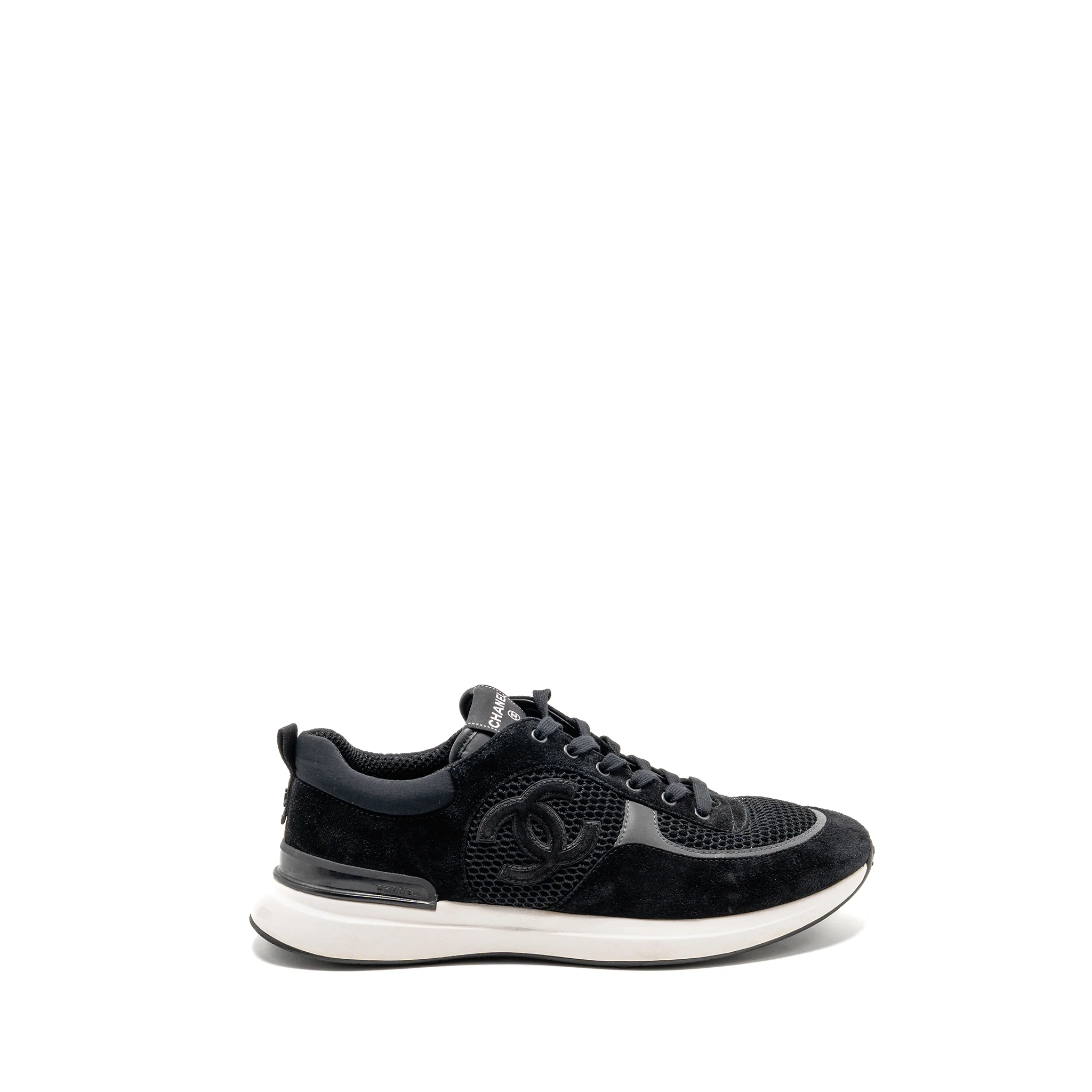 Chanel size 45 CC logo sneakers Suede / Mesh black / white - Image 5