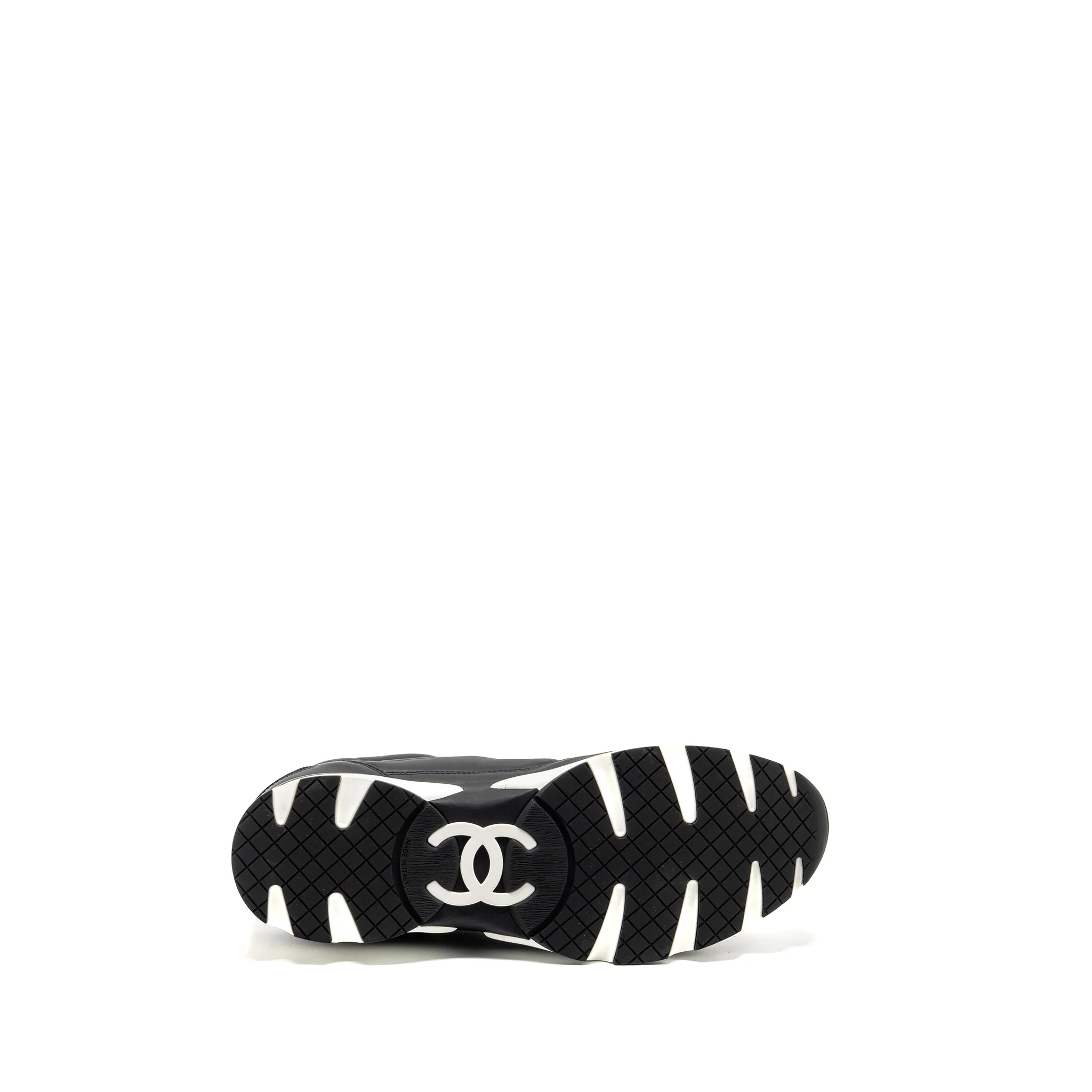 Chanel size 45 CC logo sneakers leather black / white - Image 6