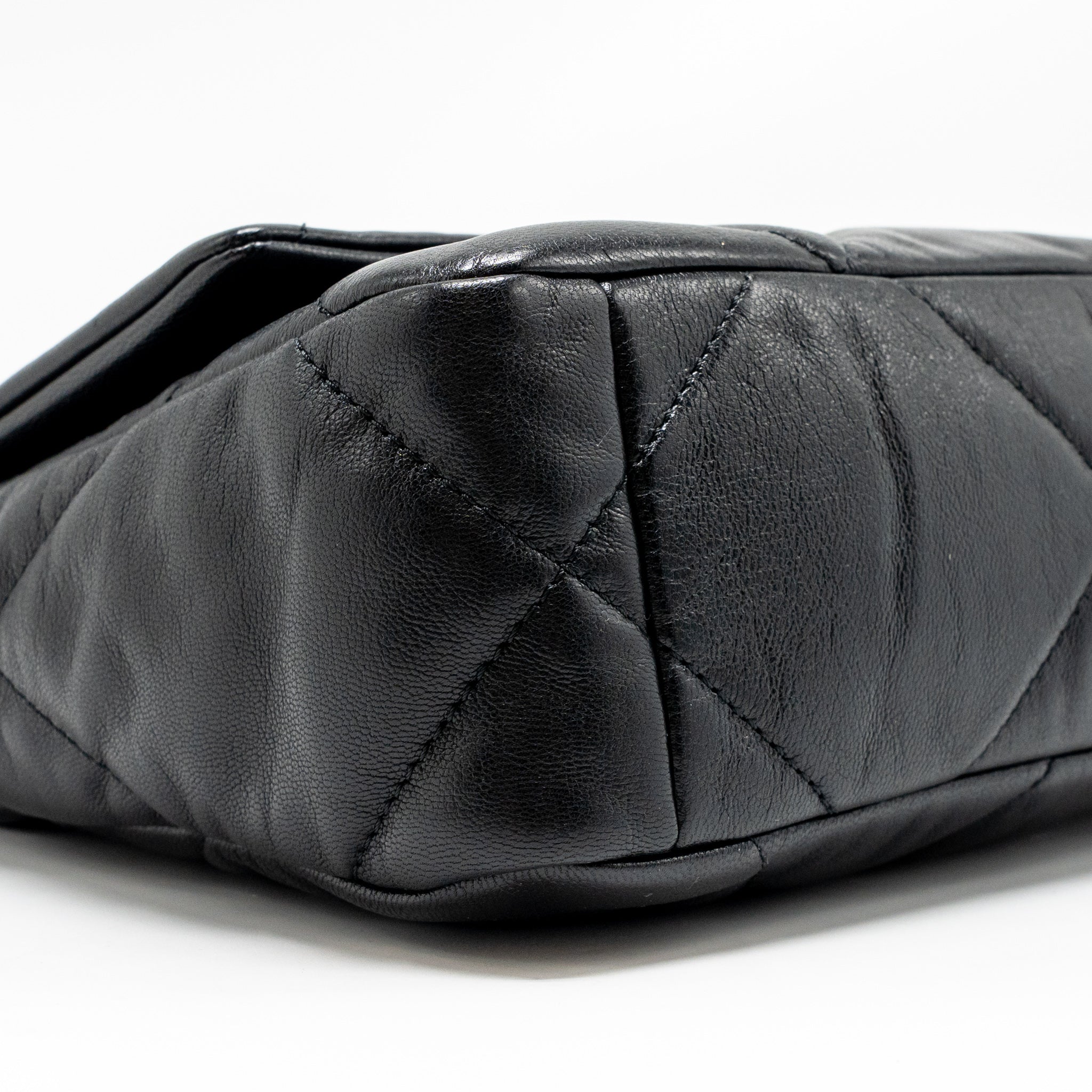Chanel Small 19 Bag Goatskin Black Multicolour Hardware - Image 6