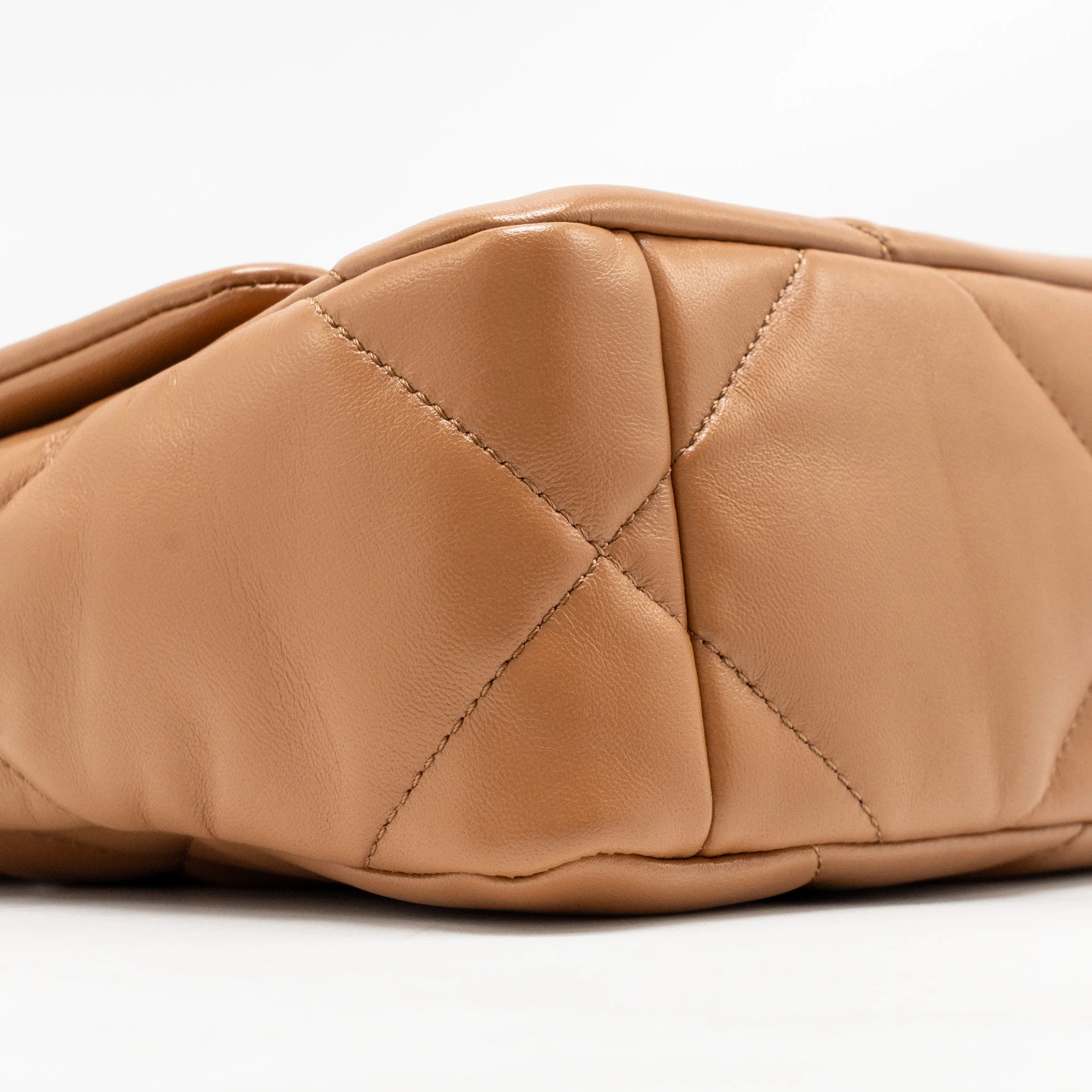 Chanel Small 19 Bag Lambskin Caramel Multicoloured Hardware (Microchip) - Image 6
