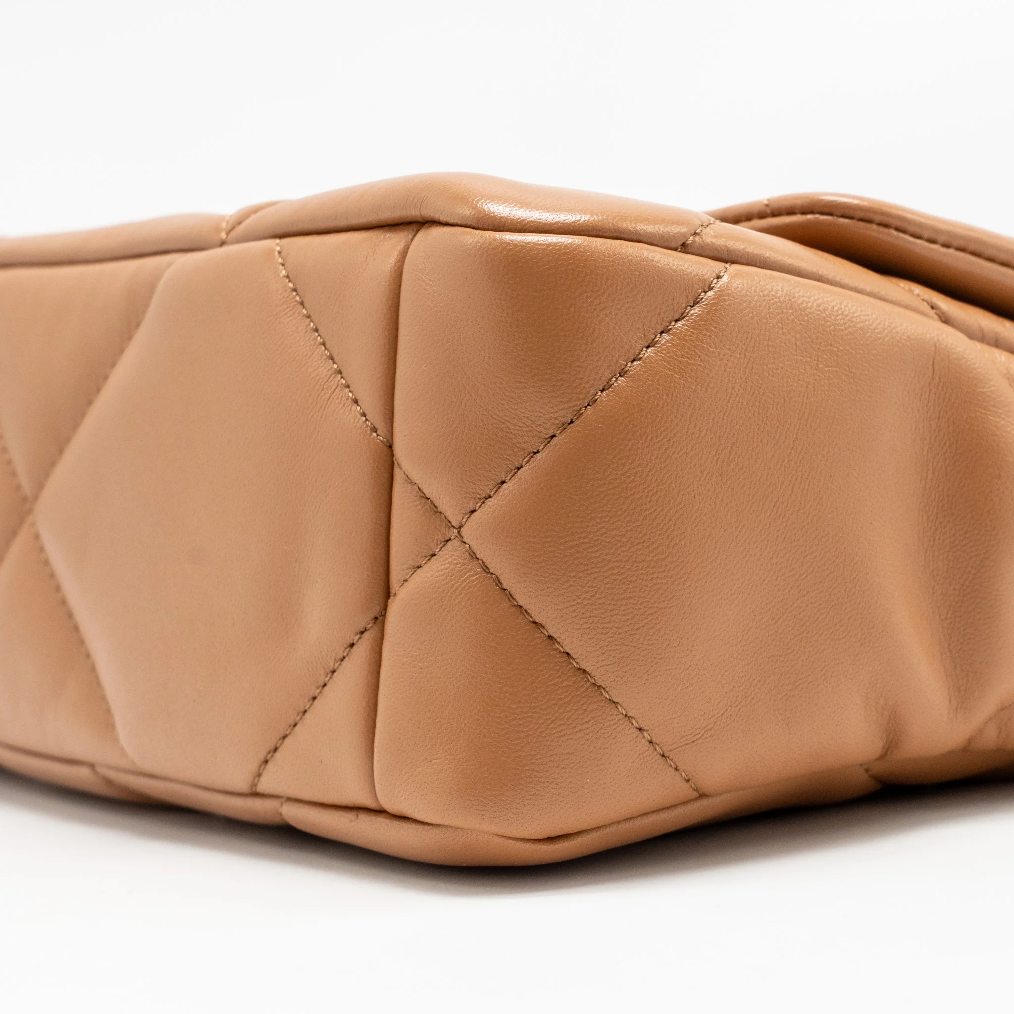 Chanel Small 19 Bag Lambskin Caramel Multicoloured Hardware (Microchip) - Image 7