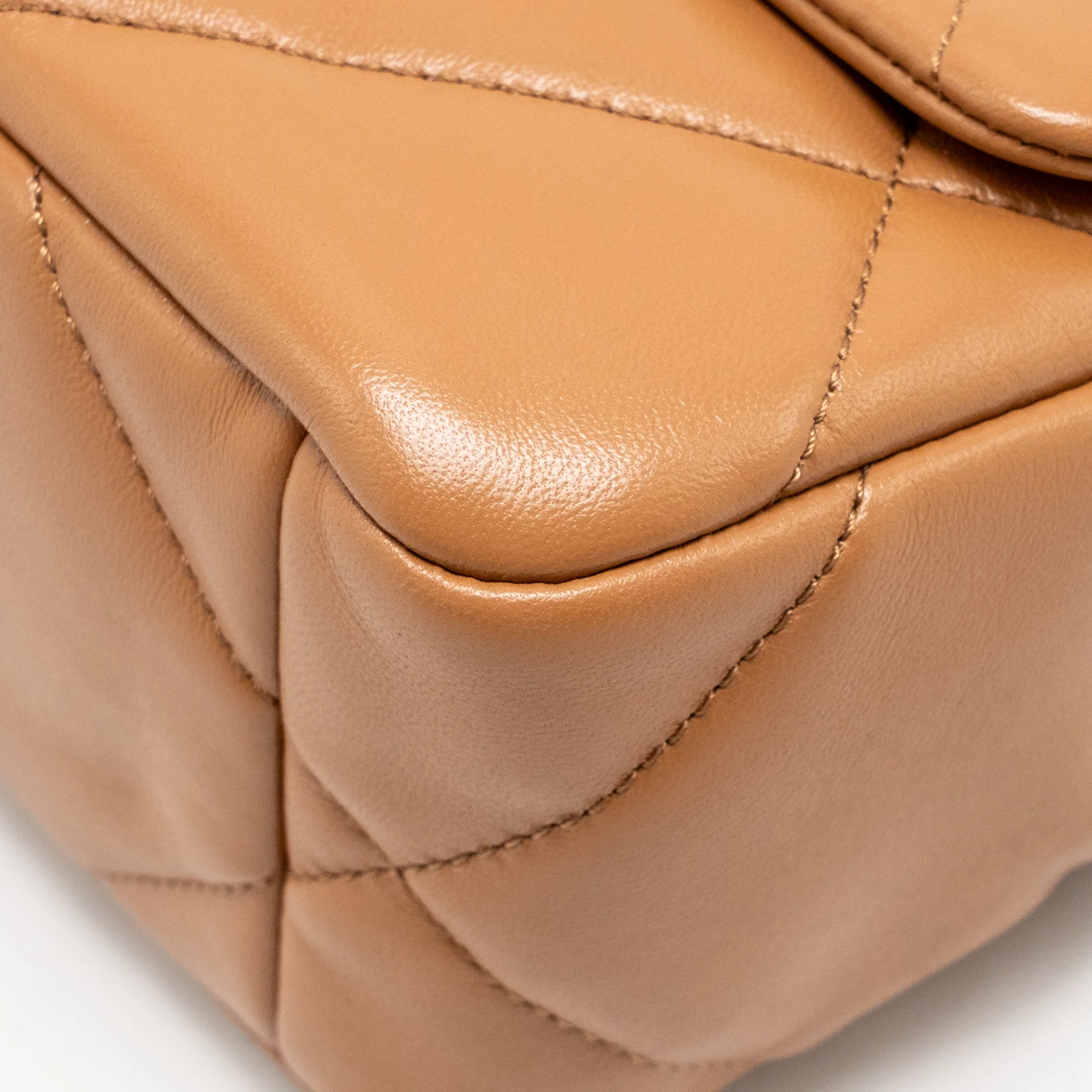 Chanel Small 19 Bag Lambskin Caramel Multicoloured Hardware (Microchip) - Image 8