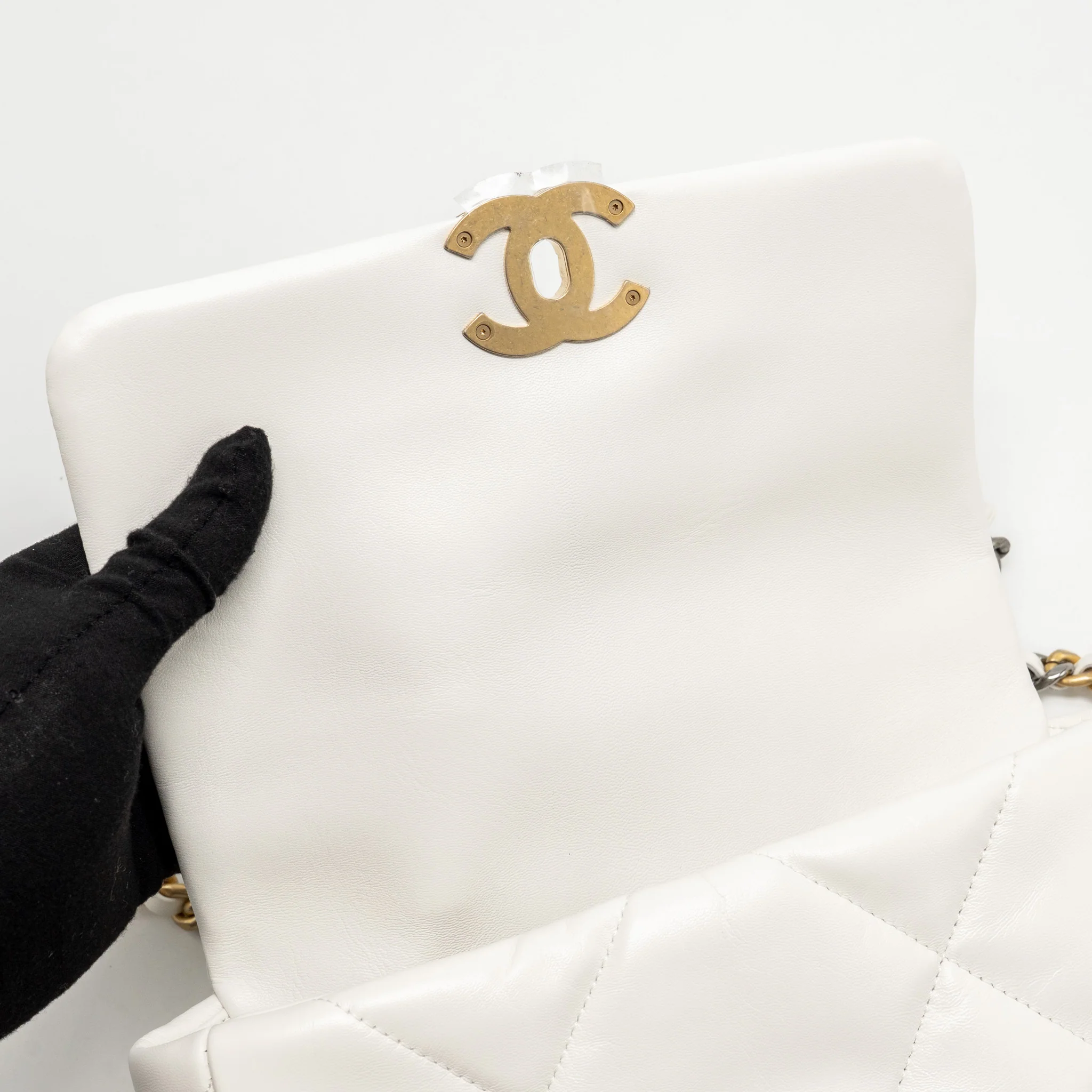 Chanel Small 19 Bag Lambskin White Multicolour Hardware - Image 15