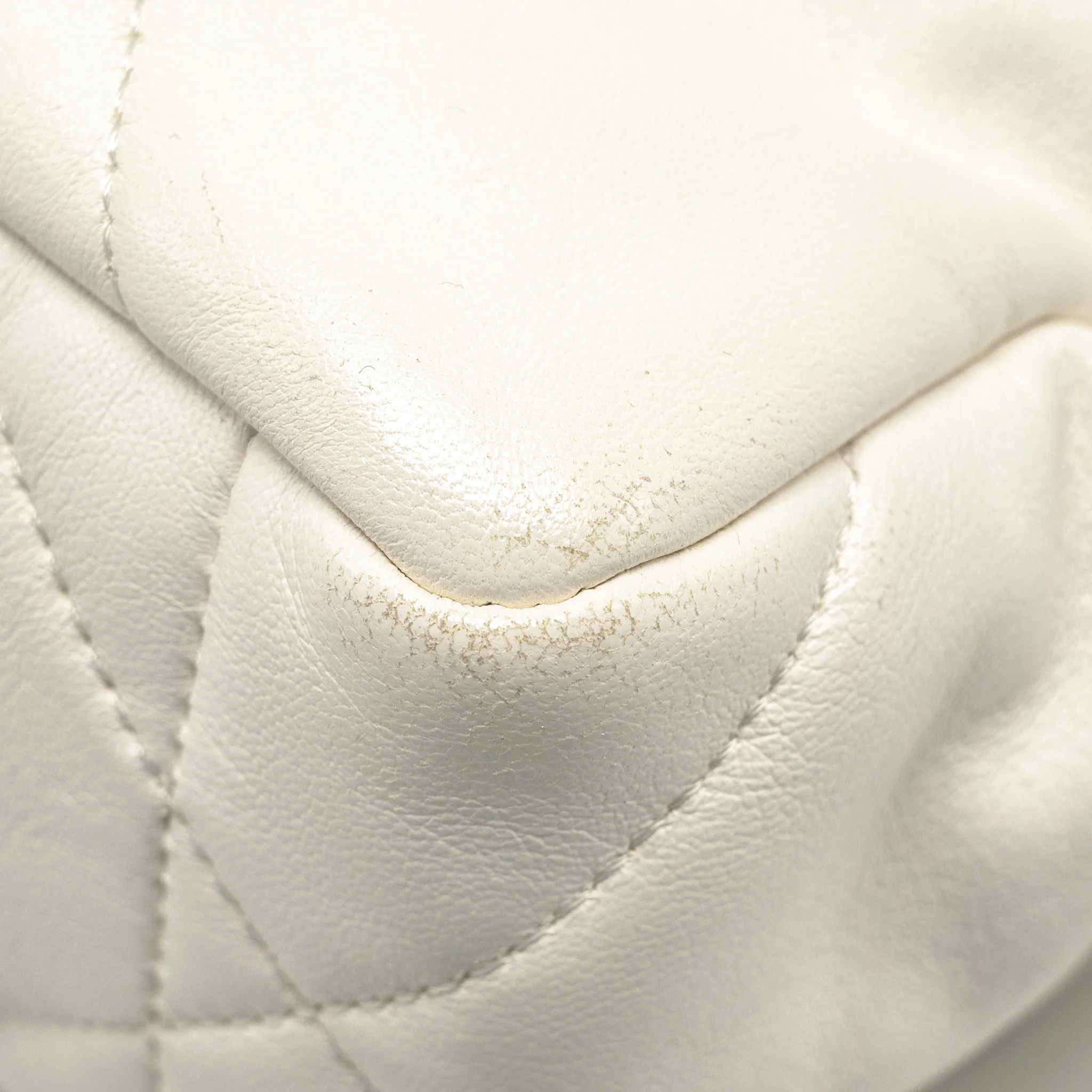 Chanel Small 19 Bag Lambskin White Multicolour Hardware - Image 10