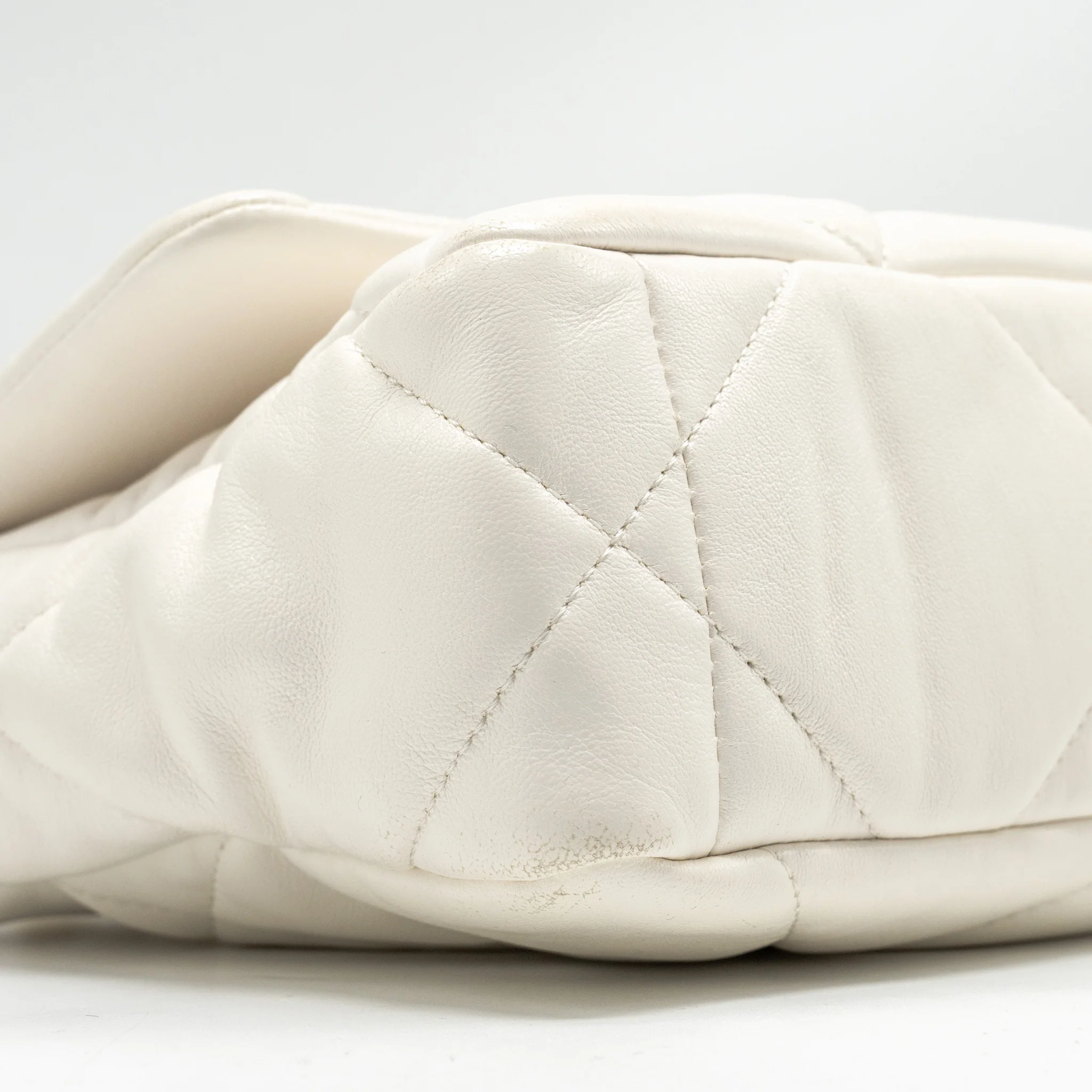 Chanel Small 19 Bag Lambskin White Multicolour Hardware - Image 6