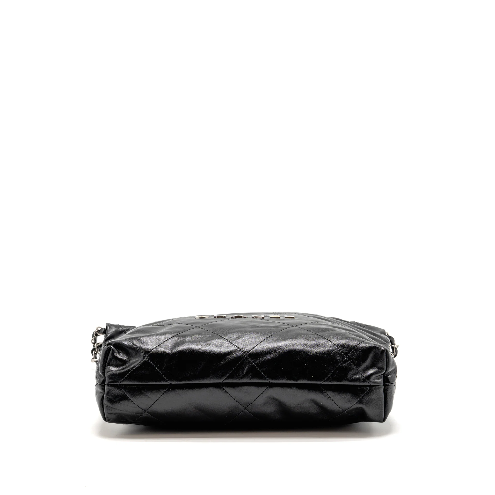 Chanel small 22 bag shiny calfskin black SHW (microchip) - Image 6