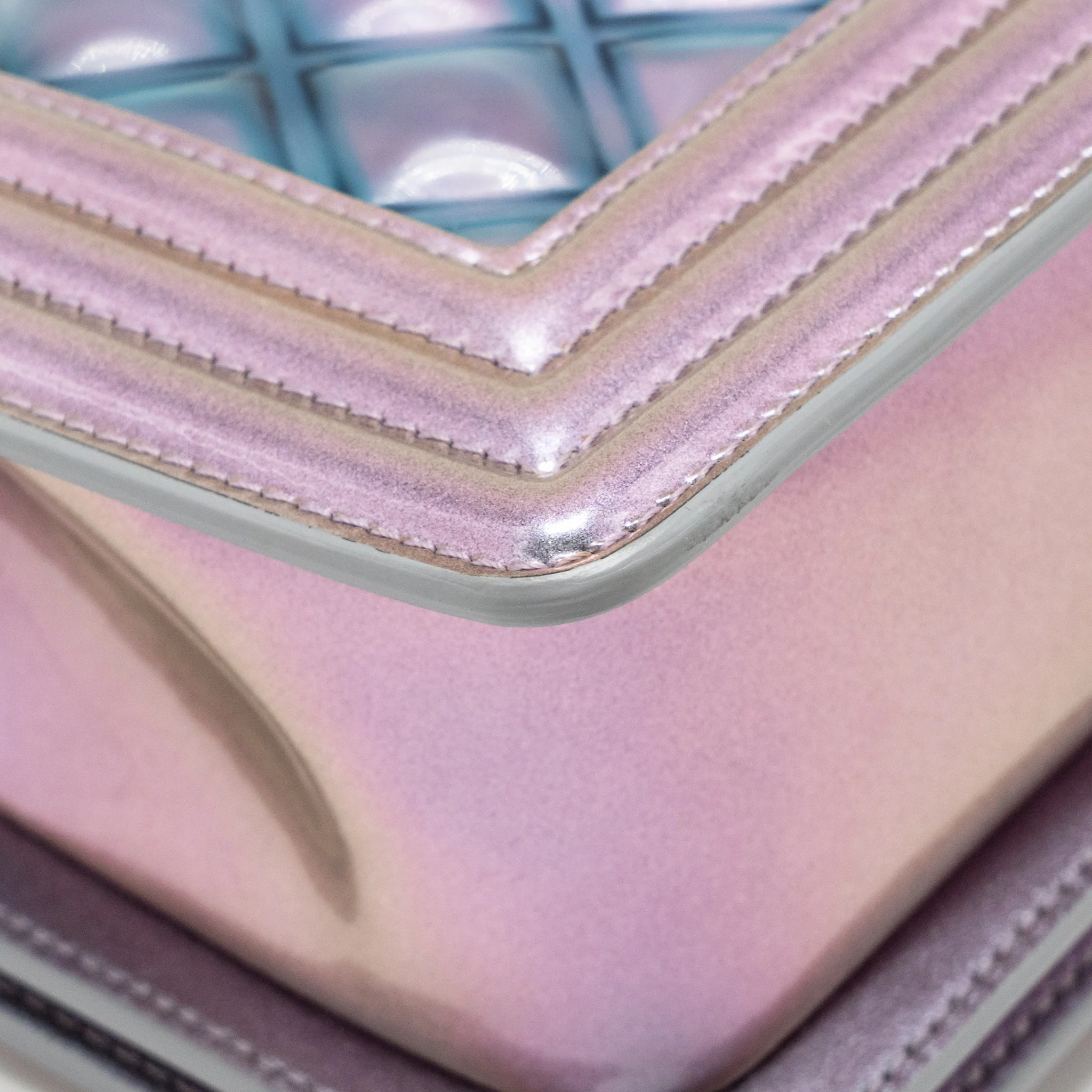 Chanel Small Boy Bag Limited Edition Patent Leather Iridescent Light Purple SHW - Image 11