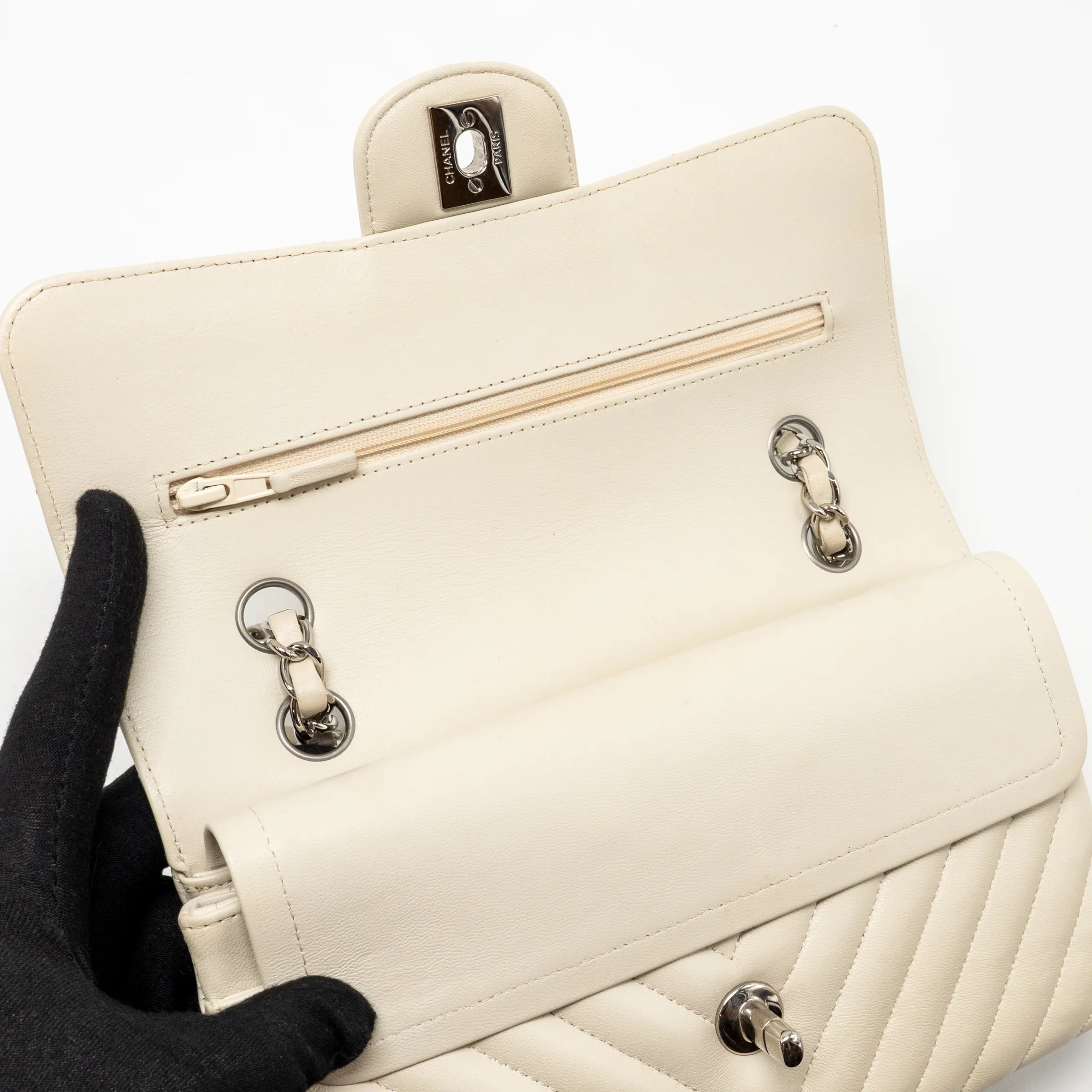 Chanel Small Classic Double Flap Bag Chevron Lambskin Cream SHW - Image 13
