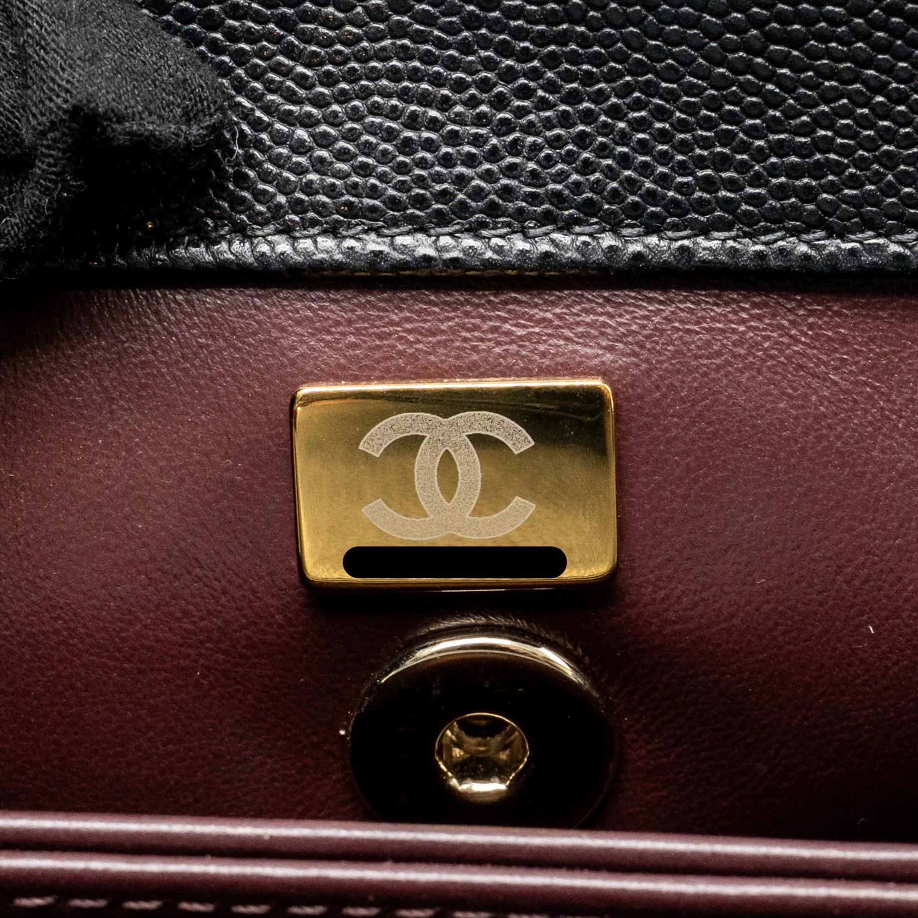 Chanel Small Coco Handle caviar Black LGHW (Microchip) - Image 19