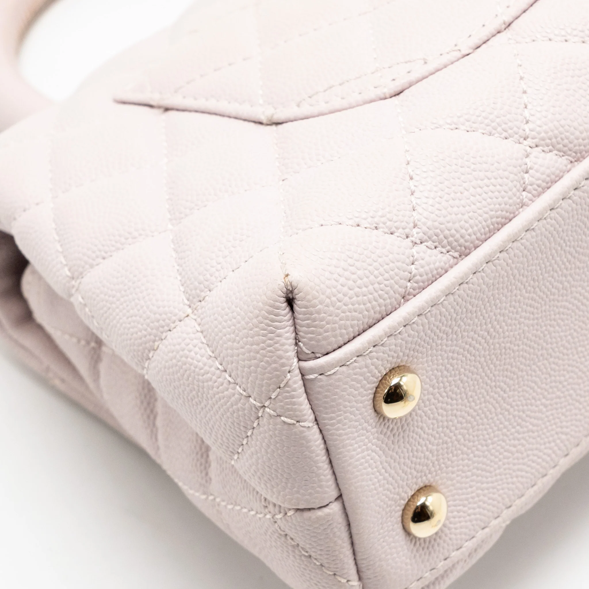 Chanel Small Coco Handle Caviar Lilac LGHW - Image 11