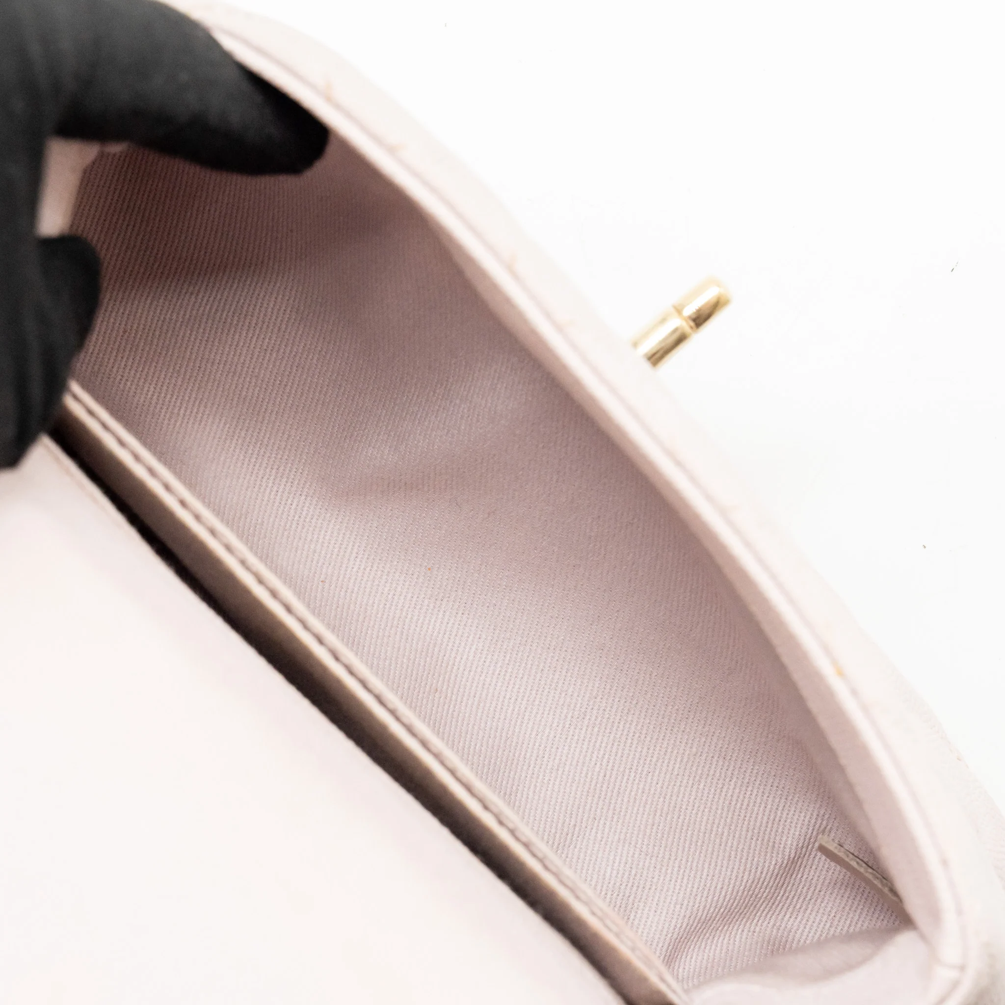 Chanel Small Coco Handle Caviar Lilac LGHW - Image 17