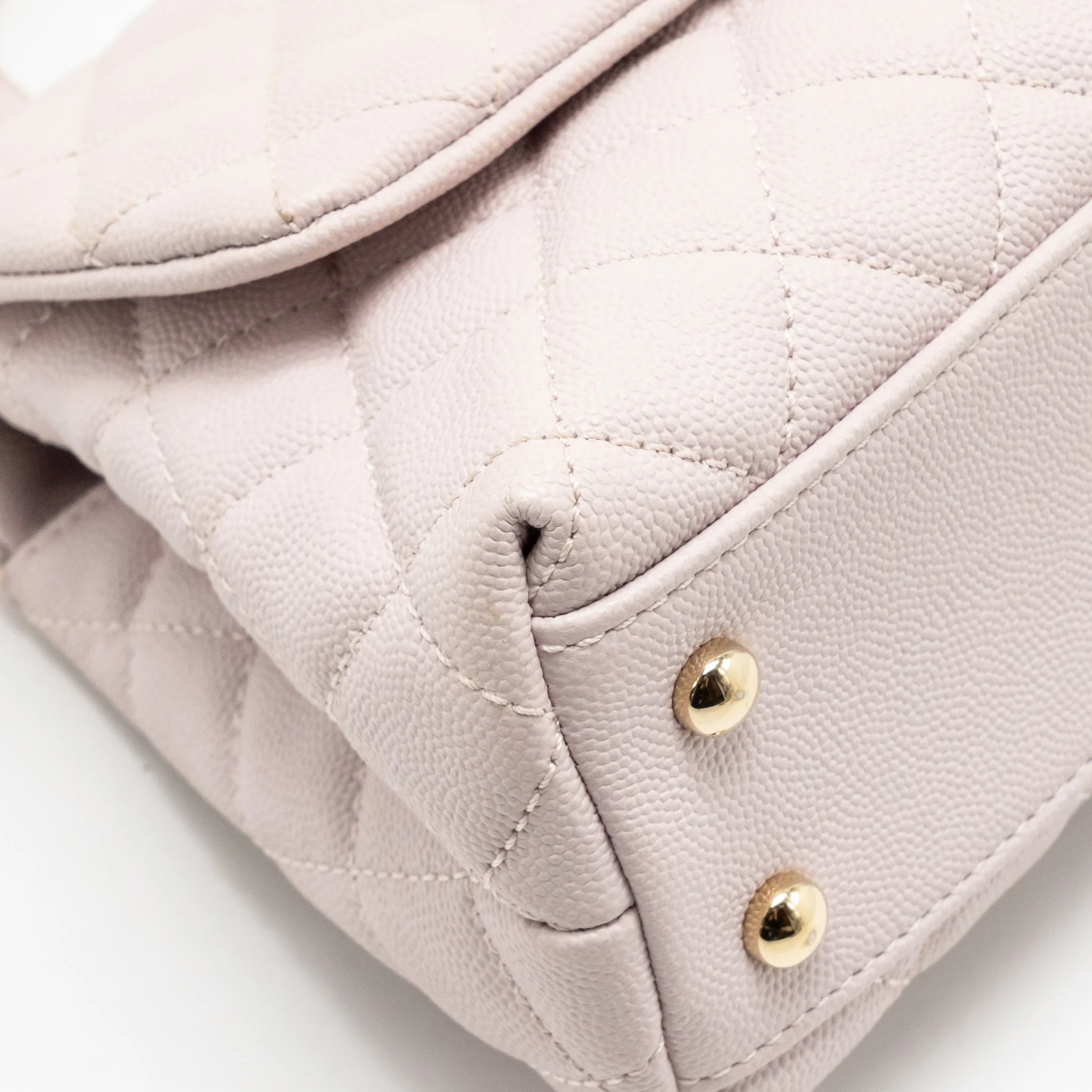 Chanel Small Coco Handle Caviar Lilac LGHW - Image 9