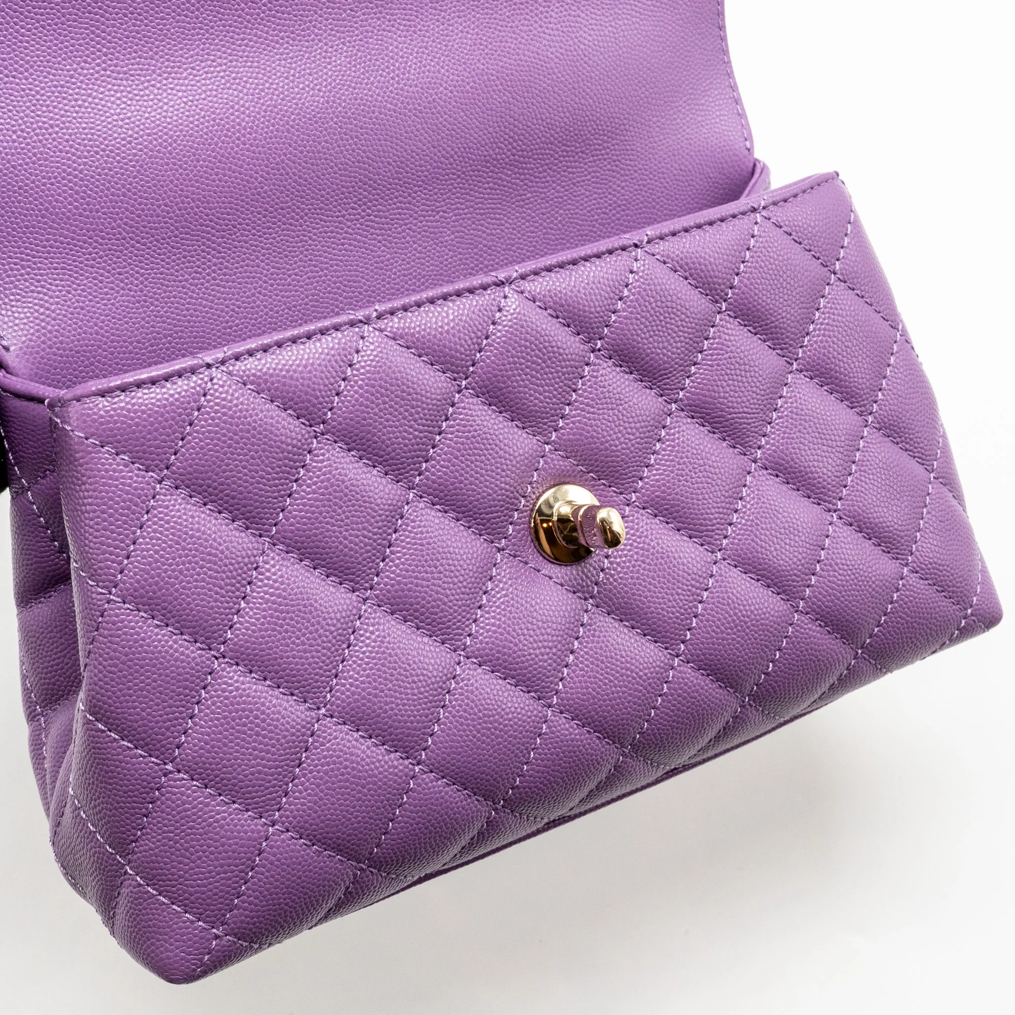Chanel Small Coco Handle Caviar purple LGHW (microchip) - Image 15