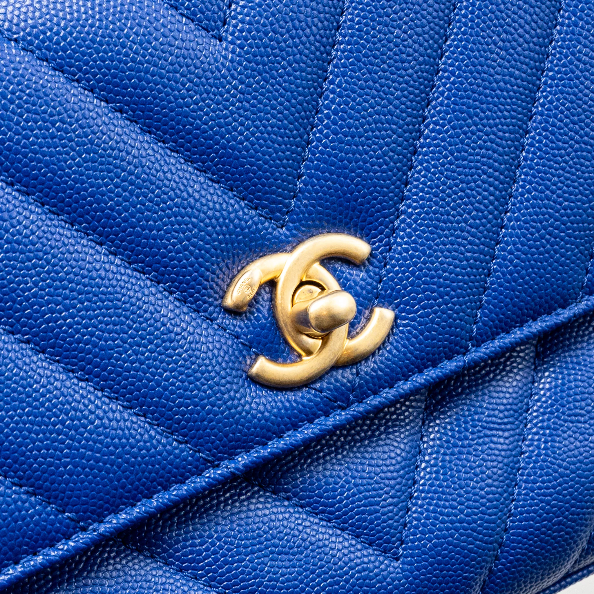 Chanel Small Coco Handle Chevron Caviar Blue GHW - Image 13