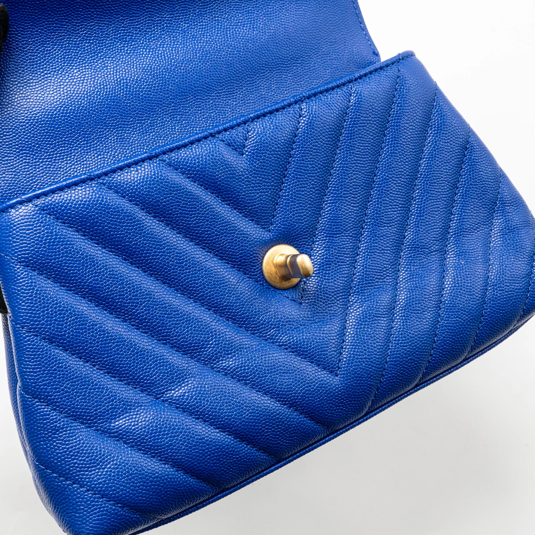 Chanel Small Coco Handle Chevron Caviar Blue GHW - Image 14