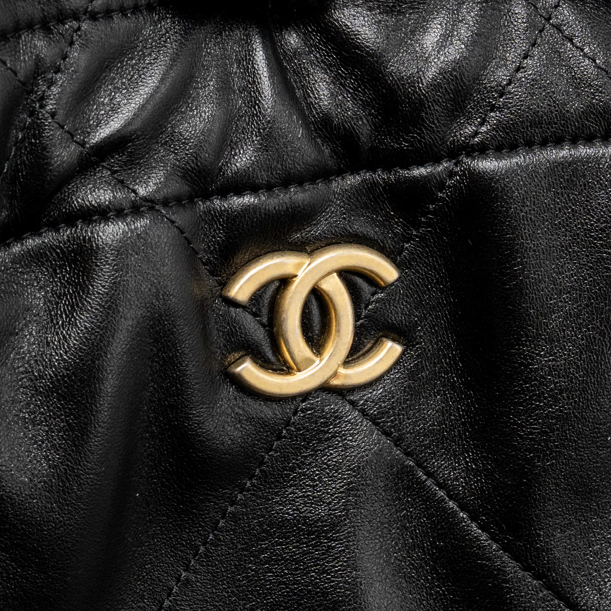 Chanel Small Drawstring Tote Bag with Chain Shiny Lambskin Black GHW - Image 12