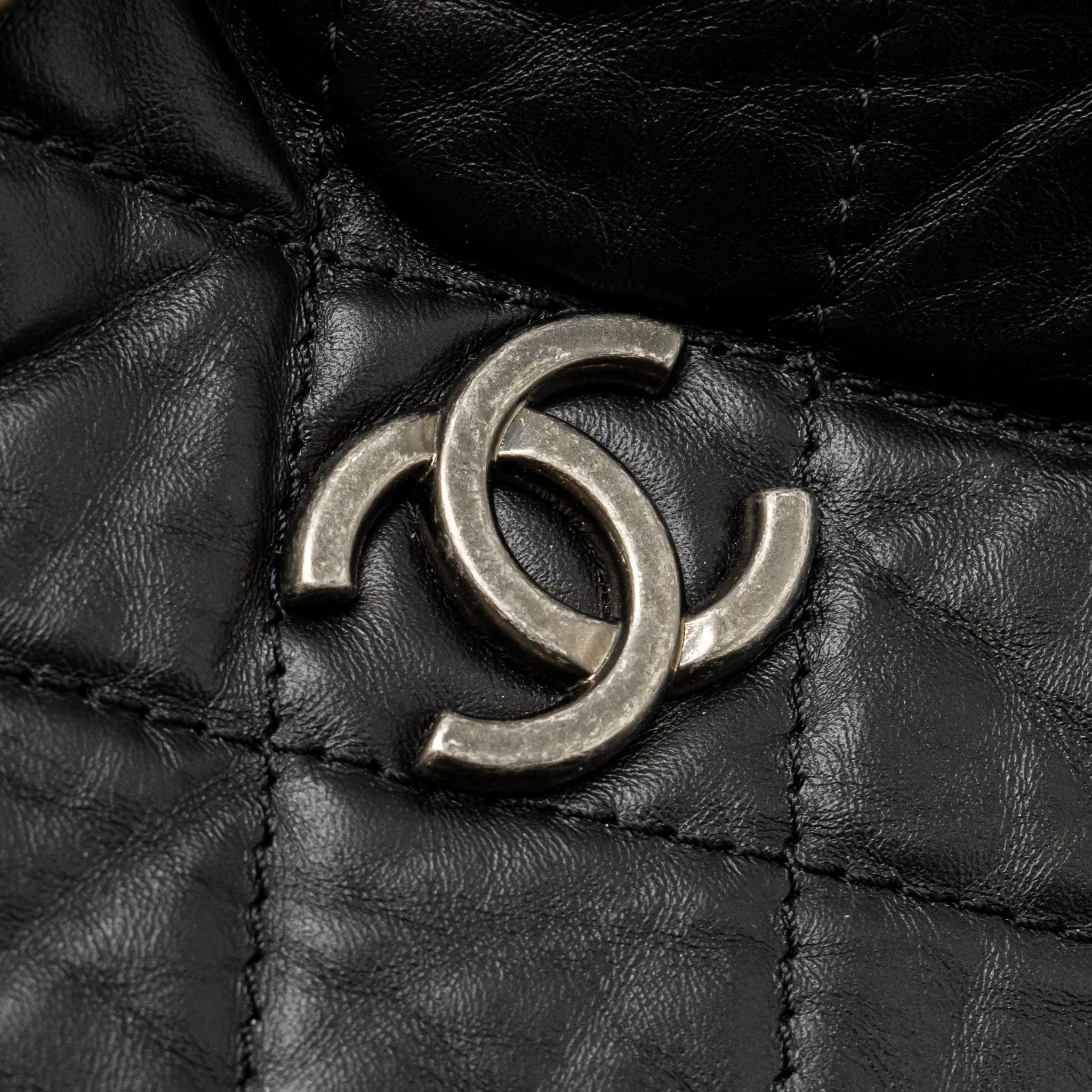 Chanel Small Gabrielle Backpack Calfskin BLACK Multicolour Hardware (Microchip) - Image 12