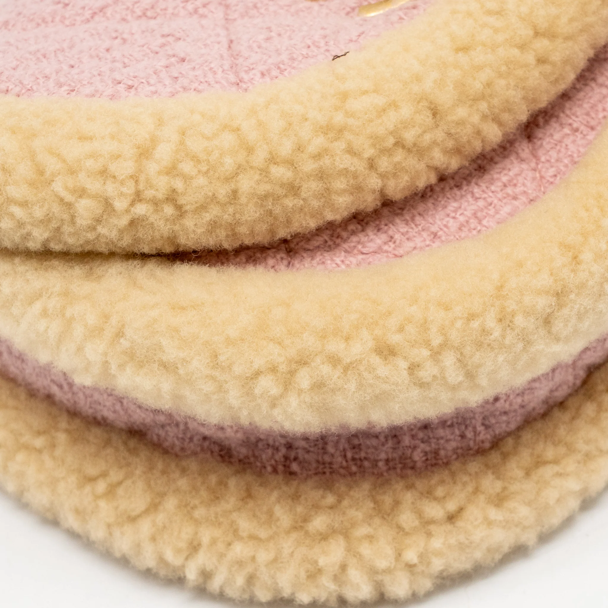 Chanel 22K Cozy Coco Round Flap Bag Tweed/Shearling Pink GHW (Microchip) - Image 9