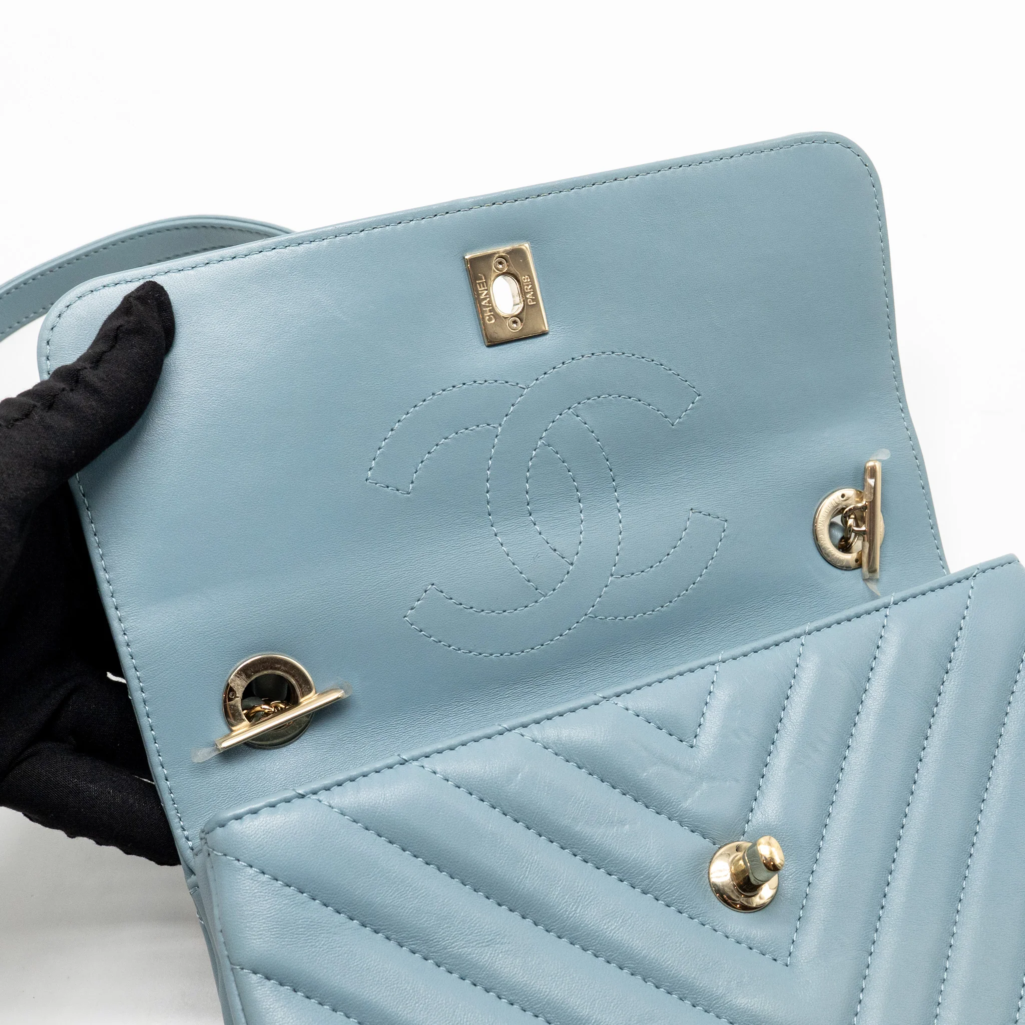 Chanel Top Handle Trendy CC Flap Bag Chevron Lambskin Blue LGHW - Image 16