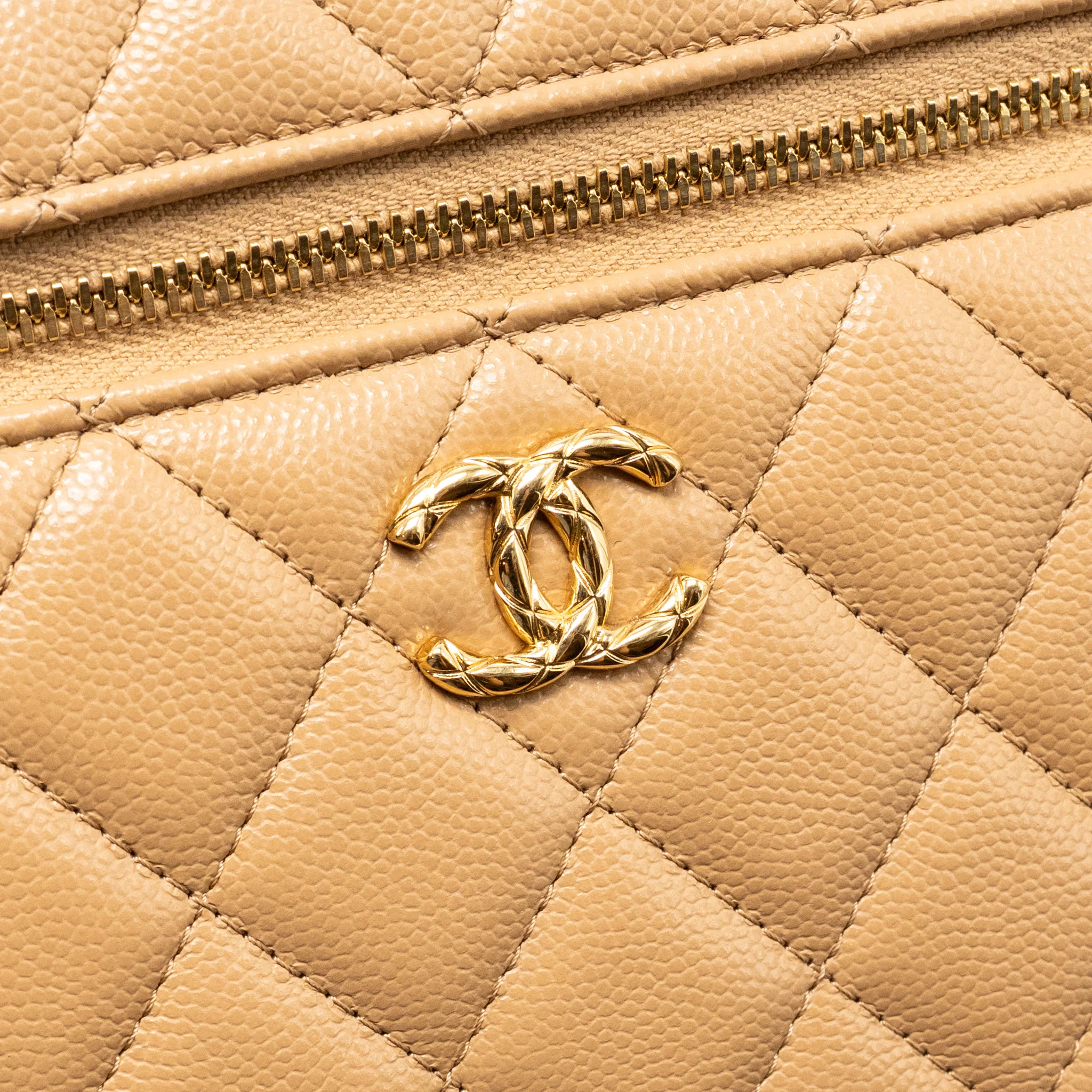 Chanel top handle vanity clutch with chain caviar beige LGHW (microchip) - Image 13