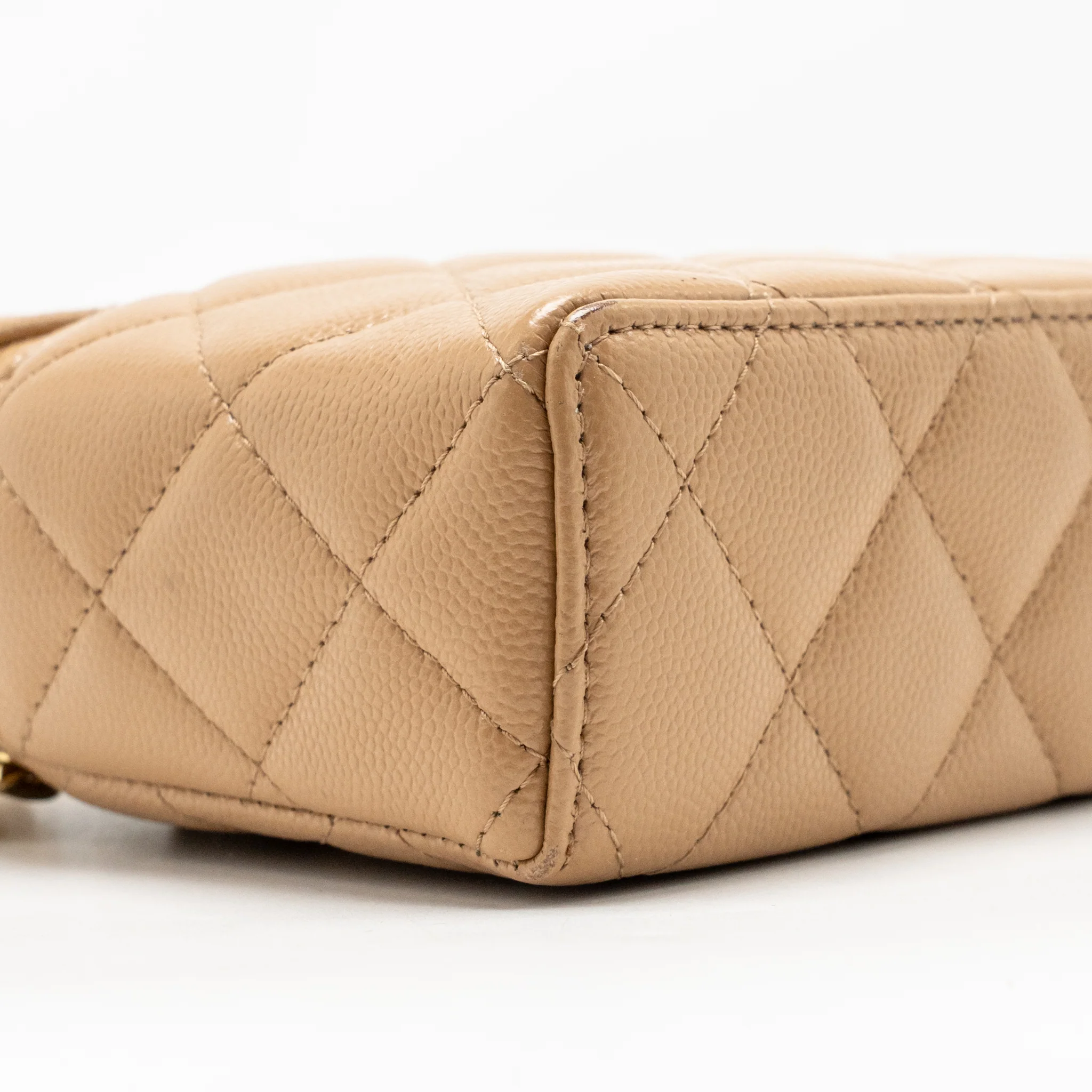 Chanel top handle vanity clutch with chain caviar beige LGHW (microchip) - Image 7