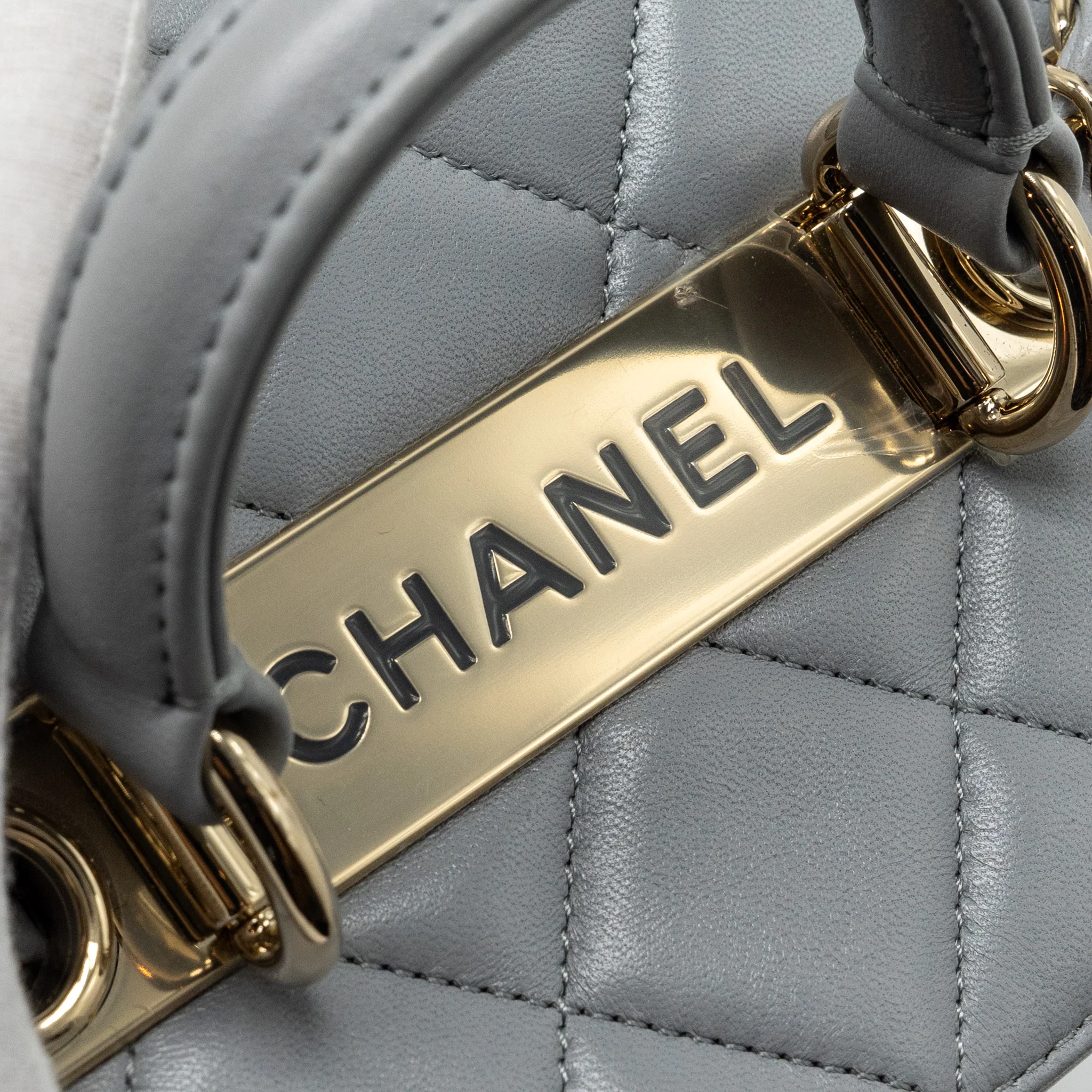 CHANEL Trendy CC Top Handle Vanity With Chain Lambskin Grey LGHW - Image 12