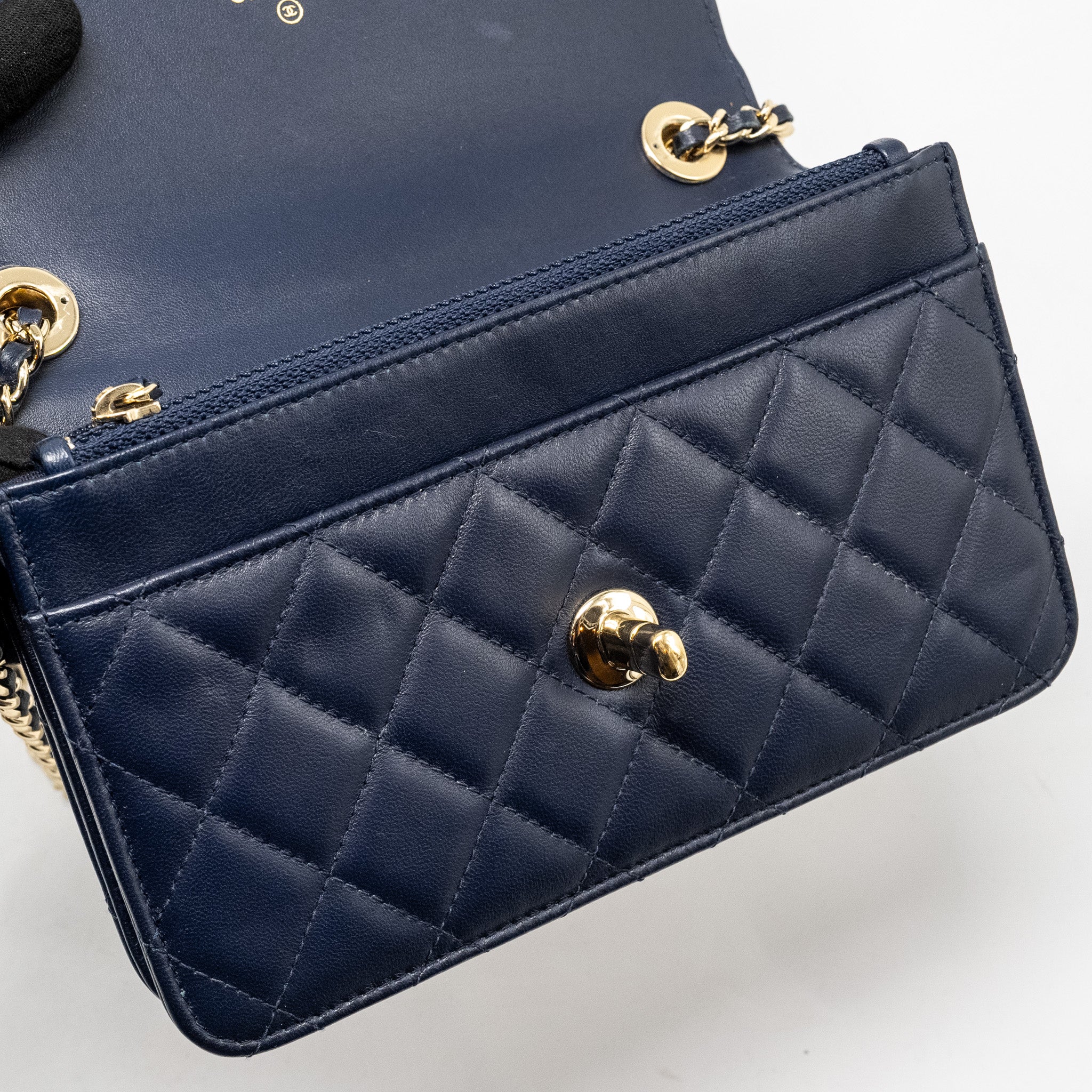 Chanel Trendy CC Wallet On Chain Lambskin Navy LGHW - Image 16