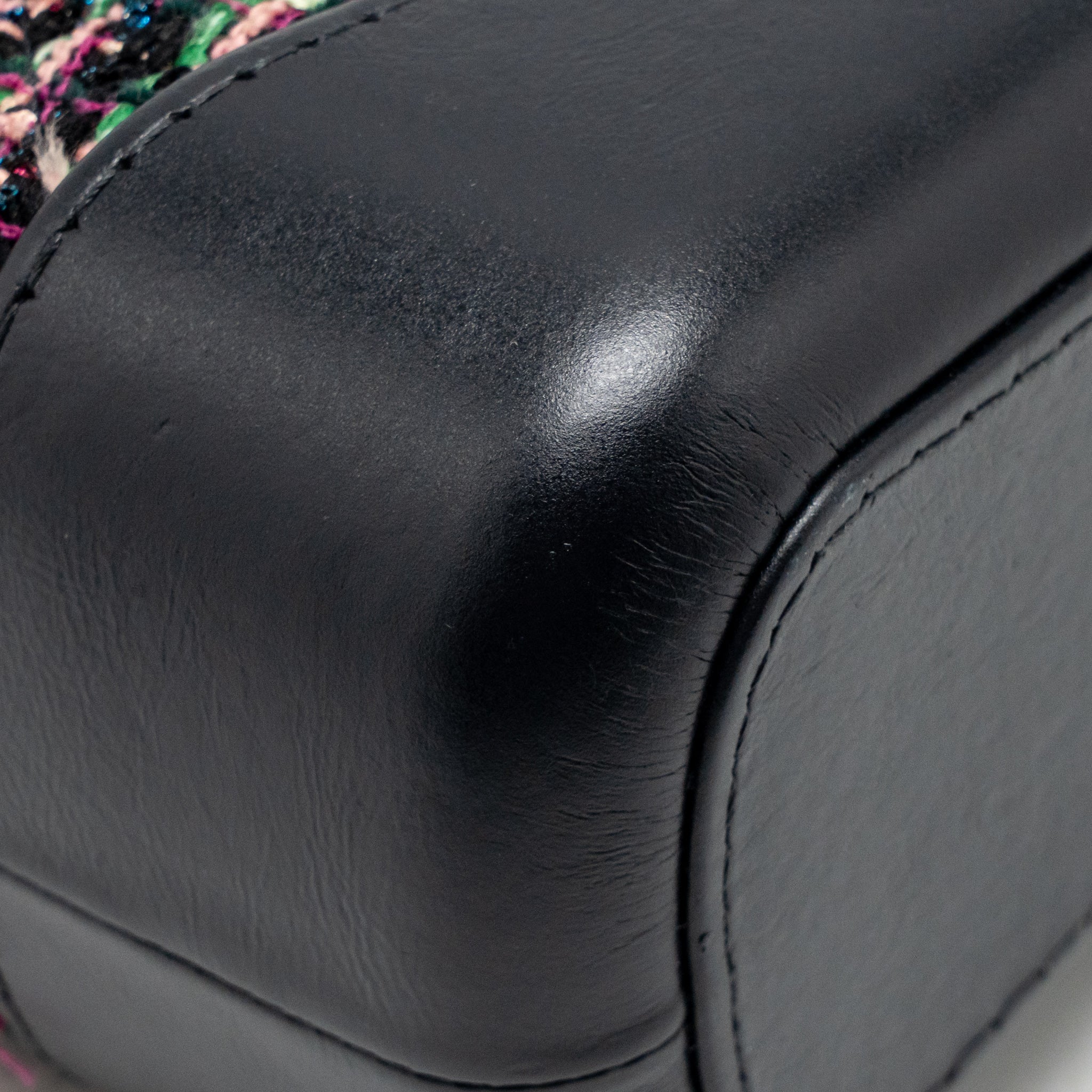 Chanel Small Gabrielle hobo bag tweed multicoloured GHW - Image 11
