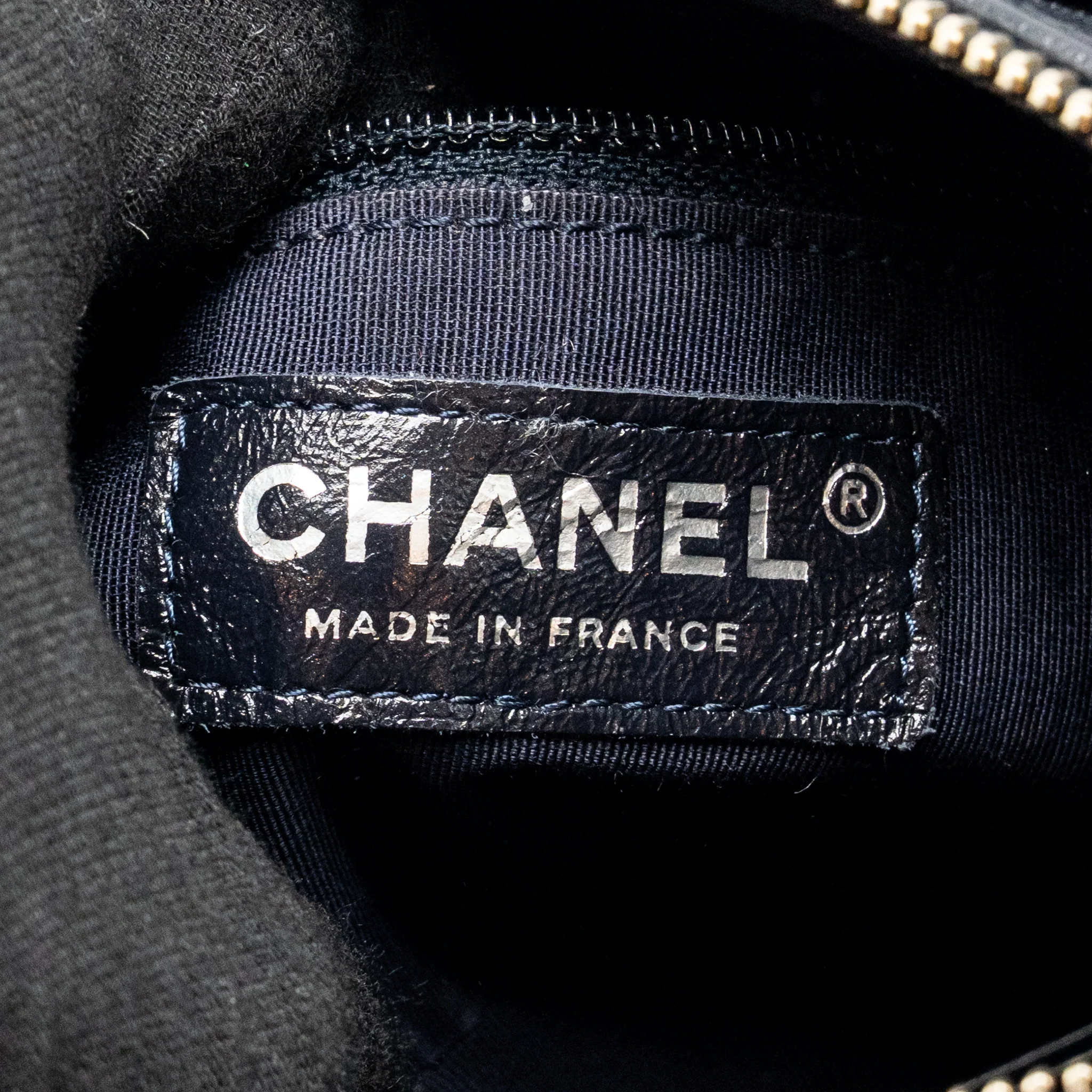 Chanel Small Gabrielle hobo bag tweed multicoloured GHW - Image 14