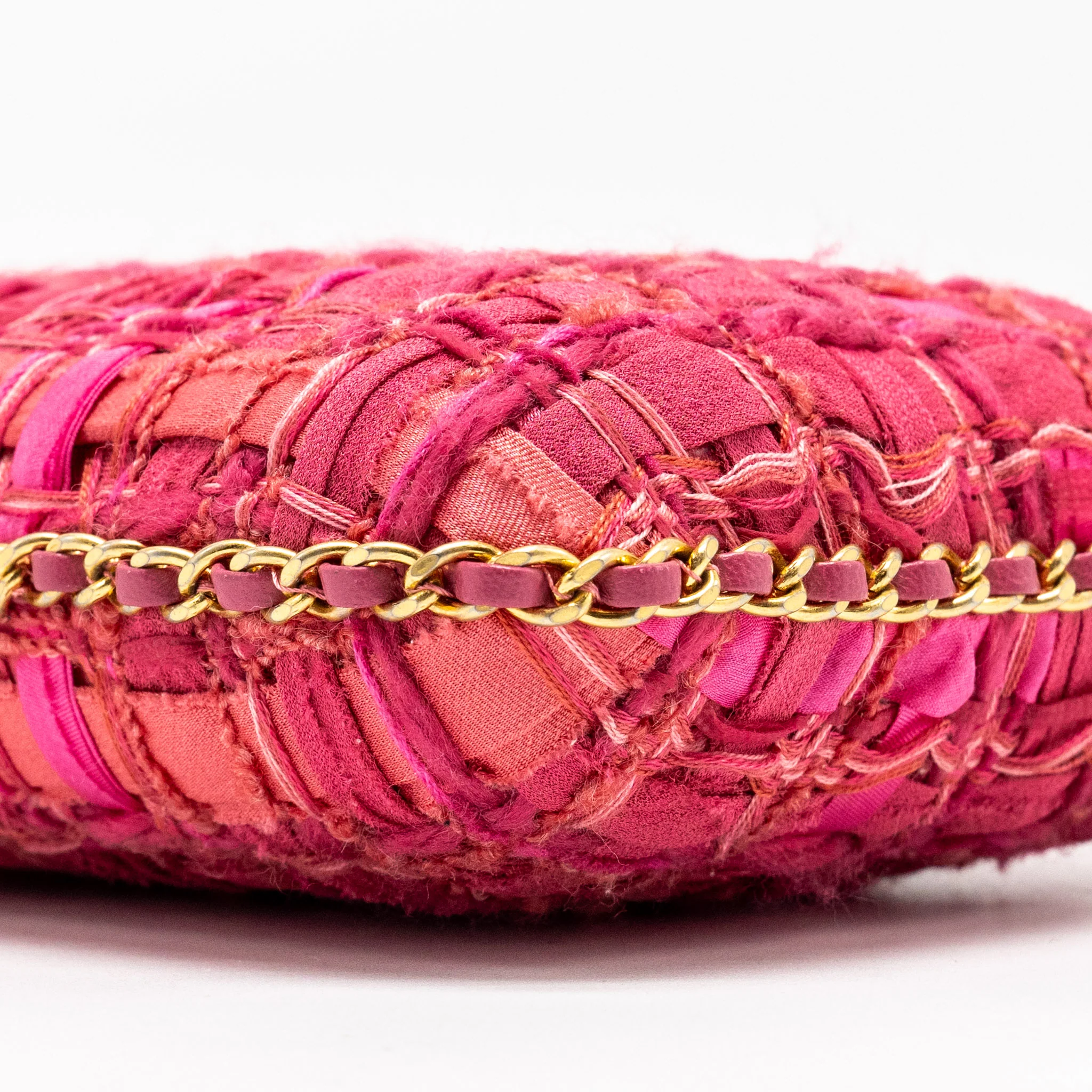 Chanel Vertical Phone Case tweed pink GHW - Image 6