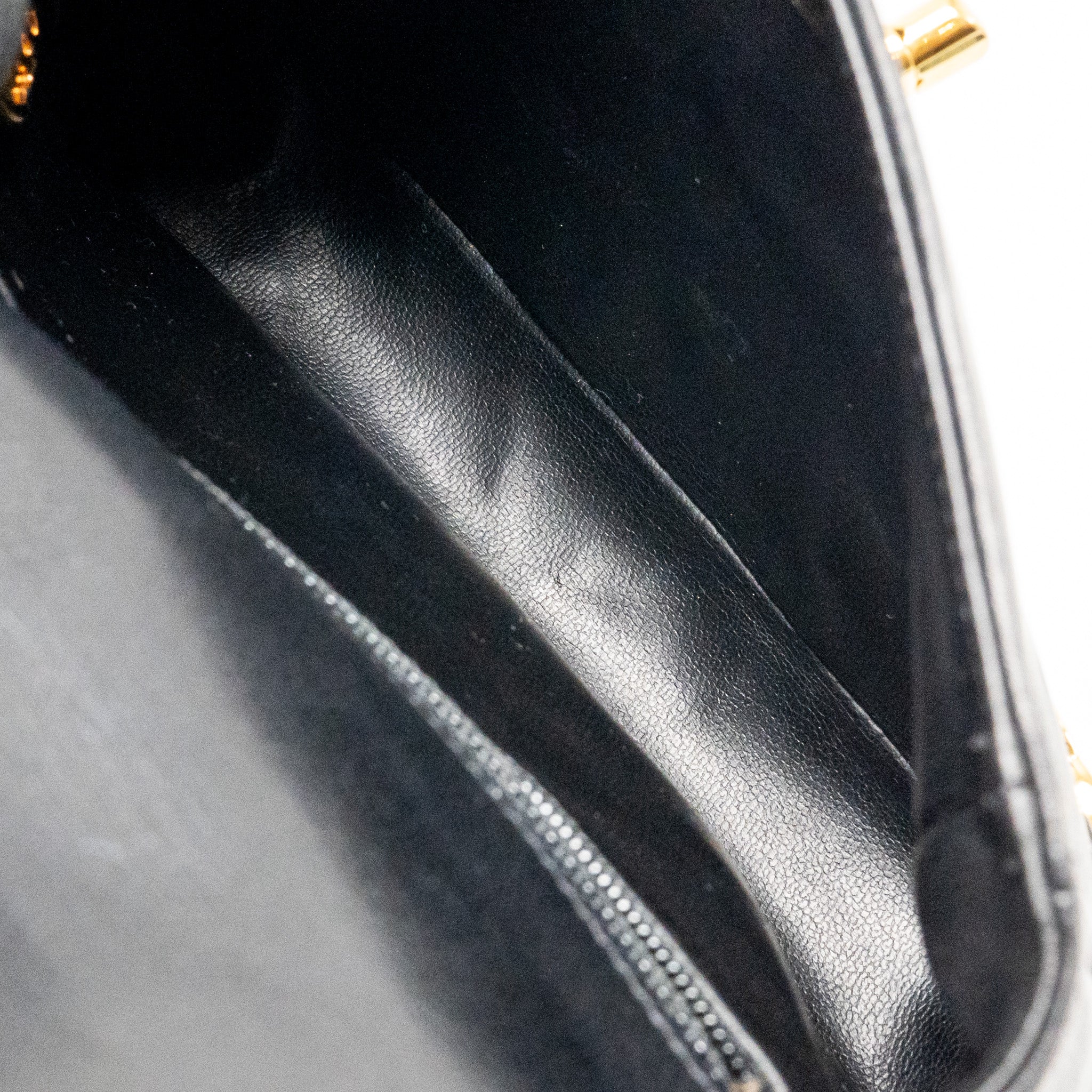 Chanel Vintage CC Logo Flap Belt Bag Smooth Calfskin Black GHW - Image 15