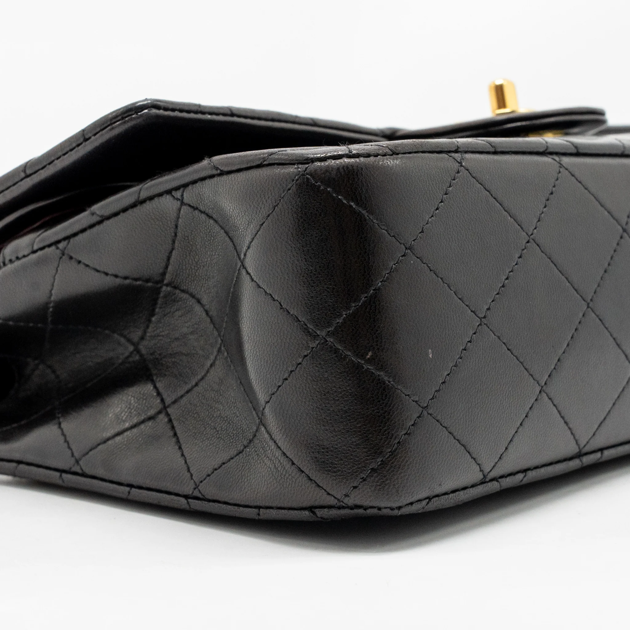 Chanel vintage medium classic double flap bag lambskin dark brown GHW - Image 7