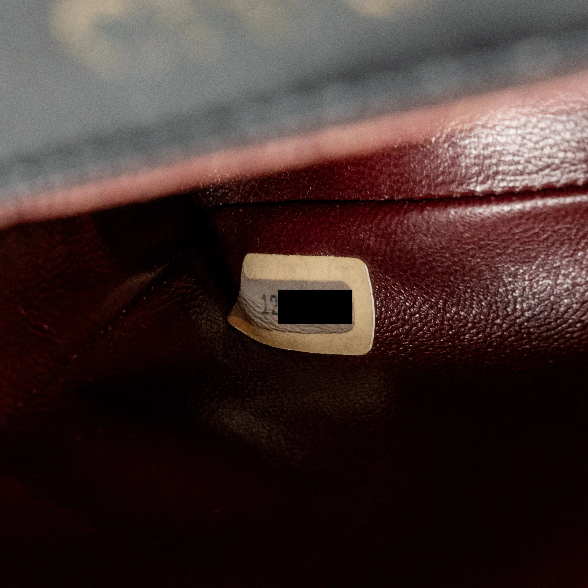 Chanel Vintage mini square flap bag lambskin black / red GHW - Image 17