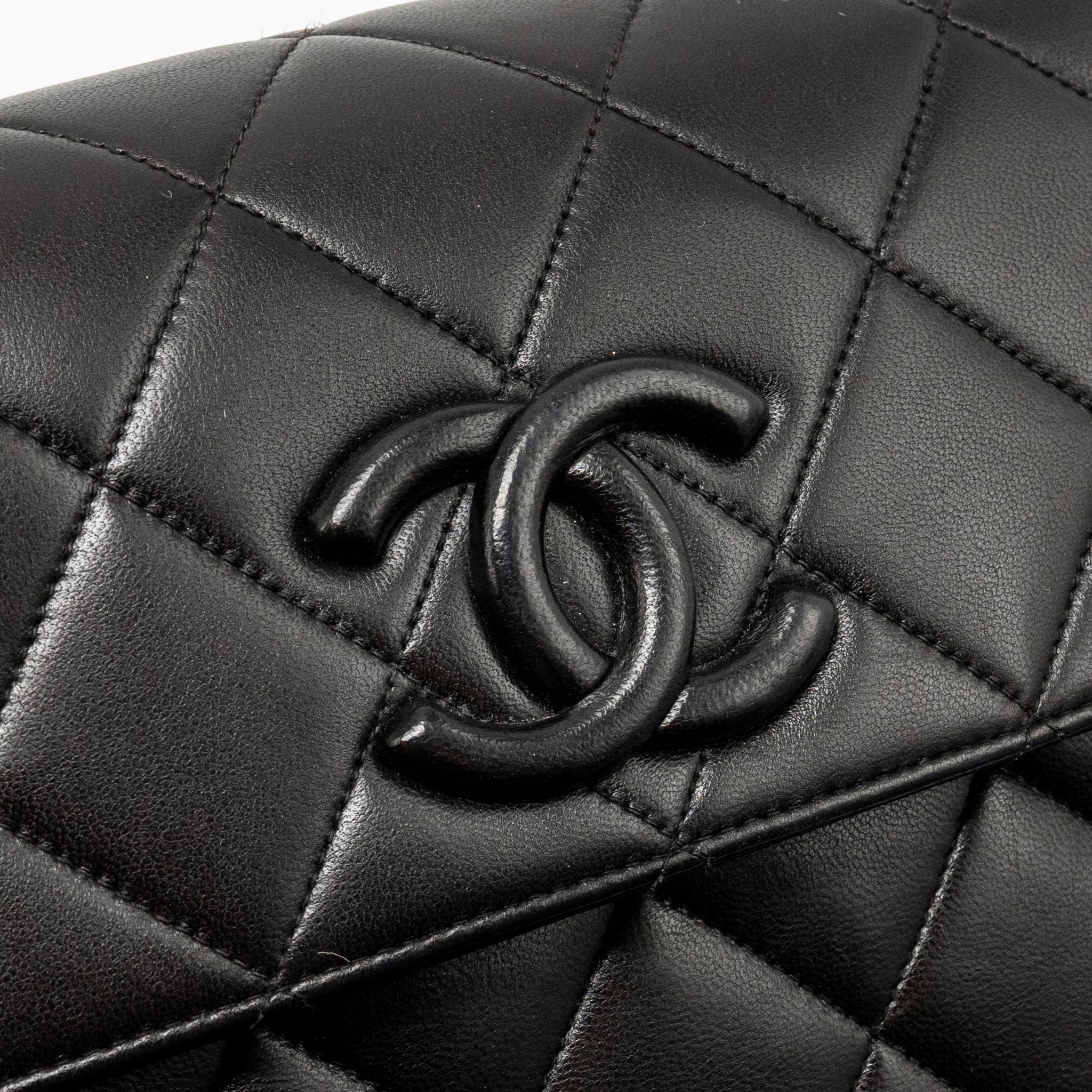 Chanel Vintage Quilted CC Flap Bag Lambskin Black GHW - Image 12
